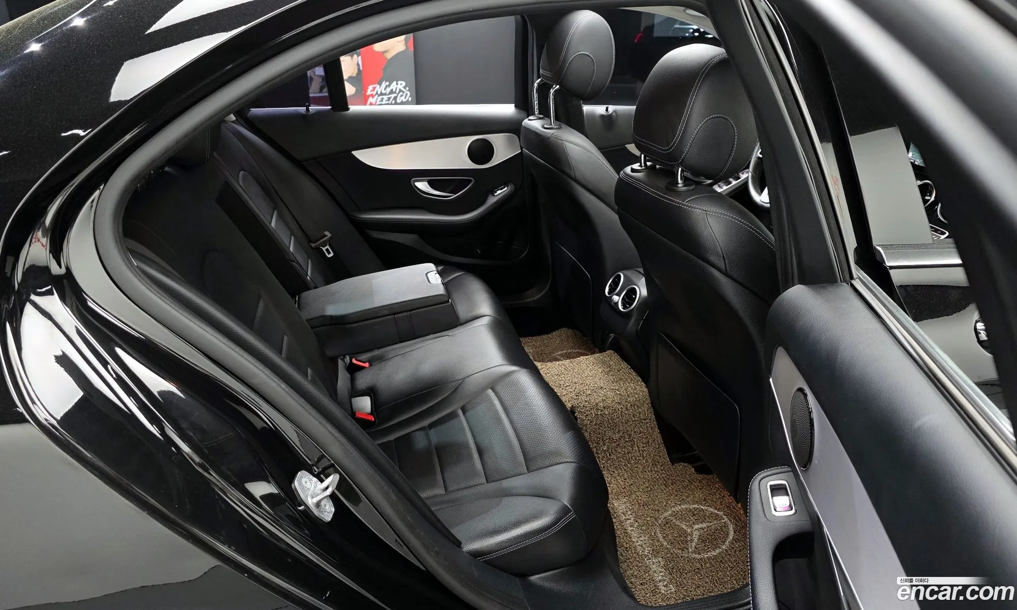 Mercedes-Benz C-Class W205 2020 — 18