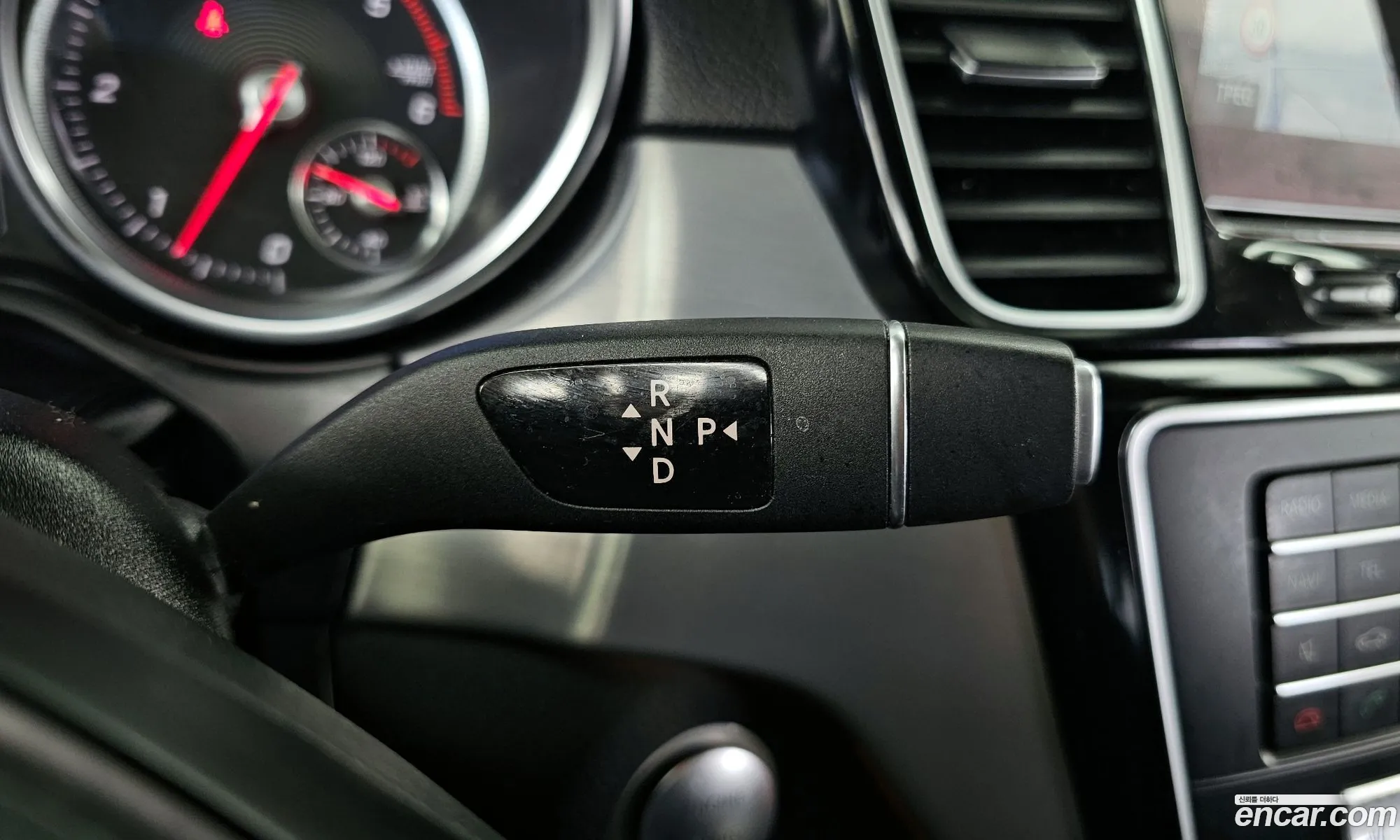 Mercedes-Benz GLE-Class W166 2018 — 13