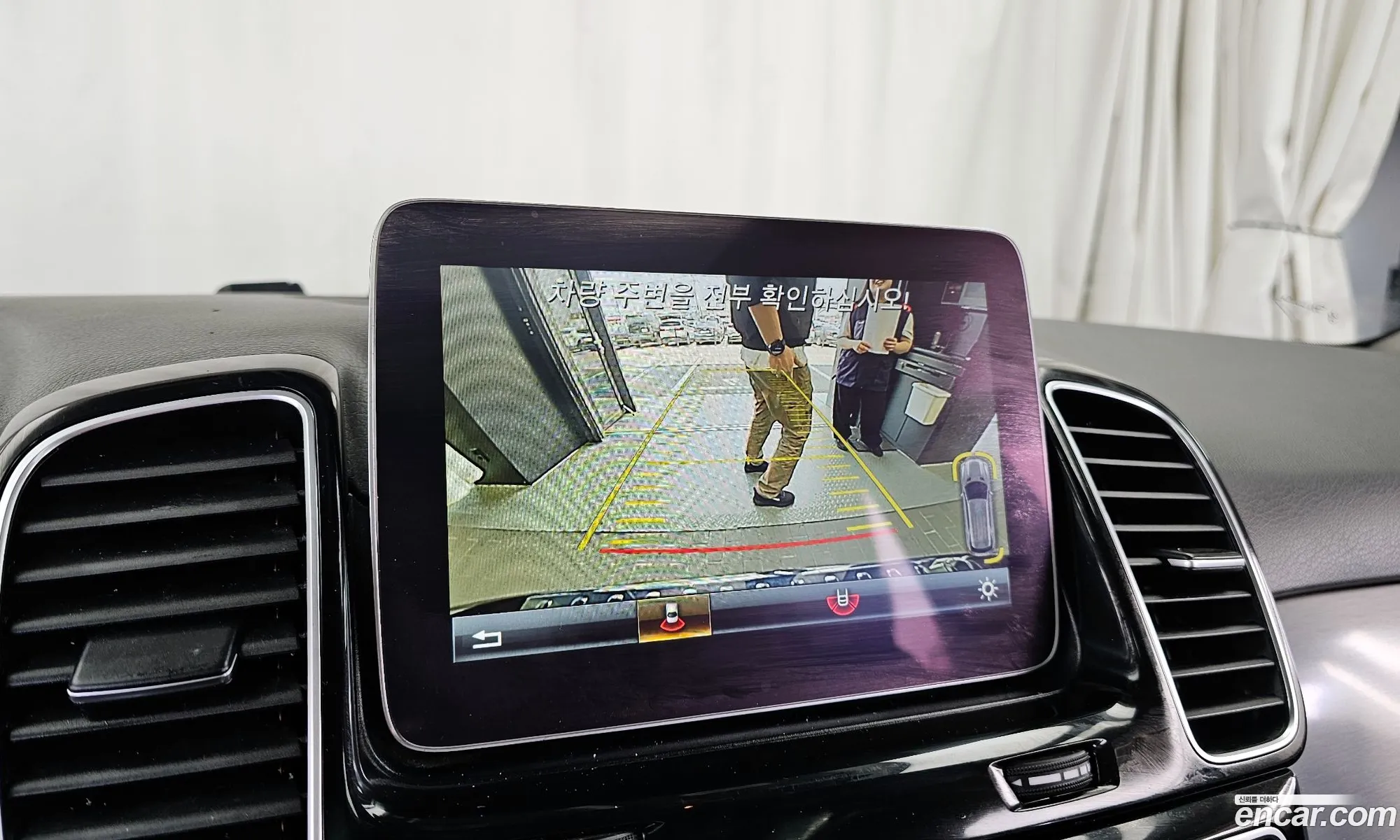 Mercedes-Benz GLE-Class W166 2018 — 11