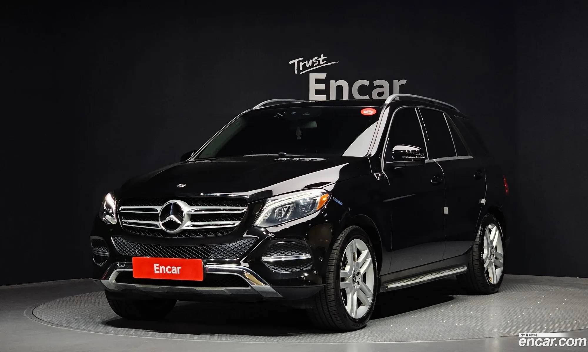 Mercedes-Benz GLE-Class W166 2018 — 12