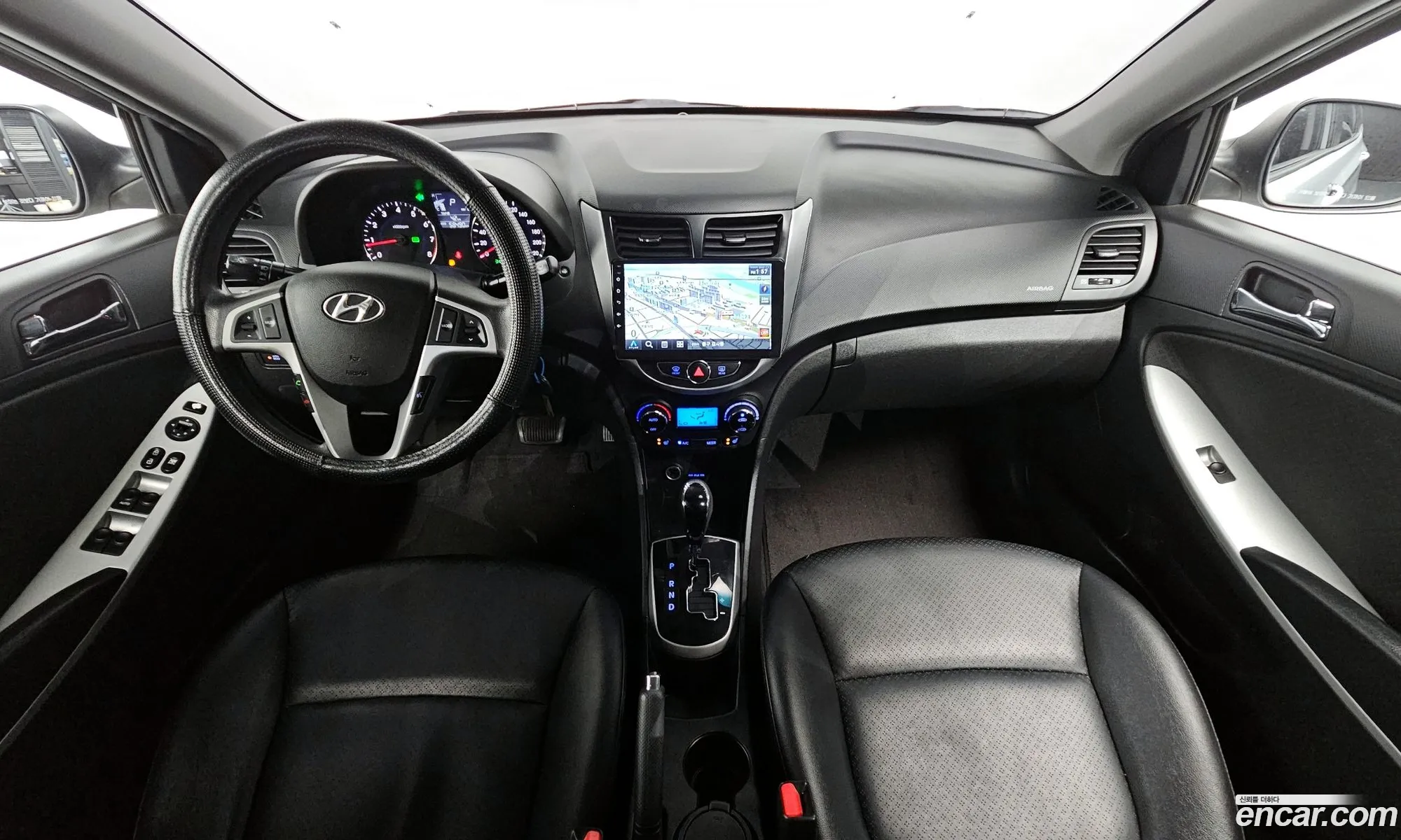 Hyundai Accent 2011 — 9