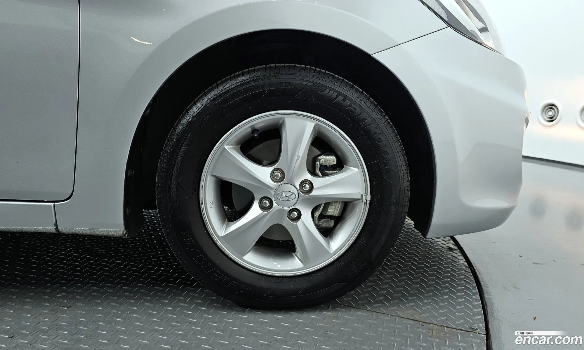 Hyundai Accent 2011 — 20