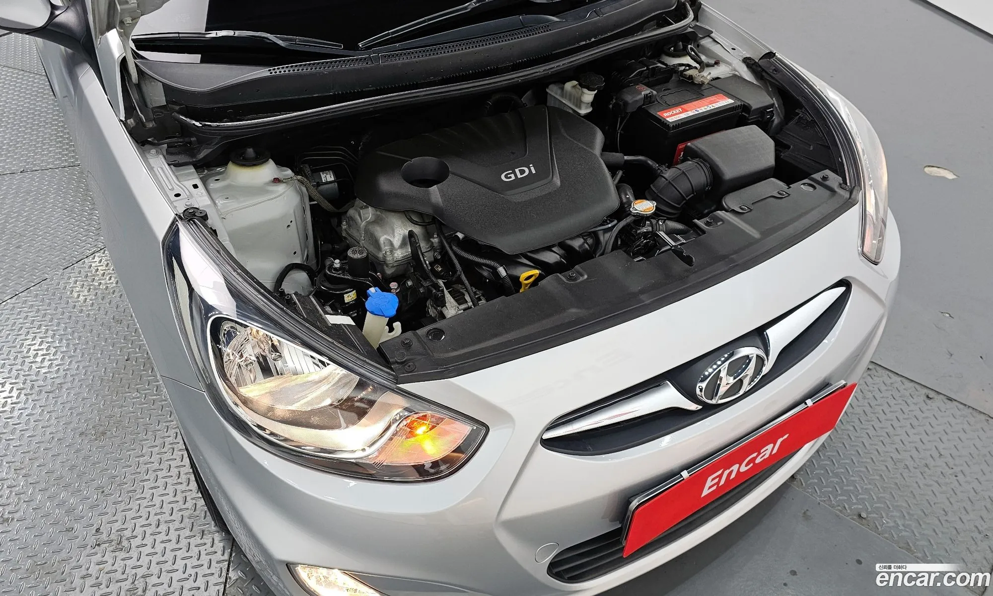 Hyundai Accent 2011 — 21