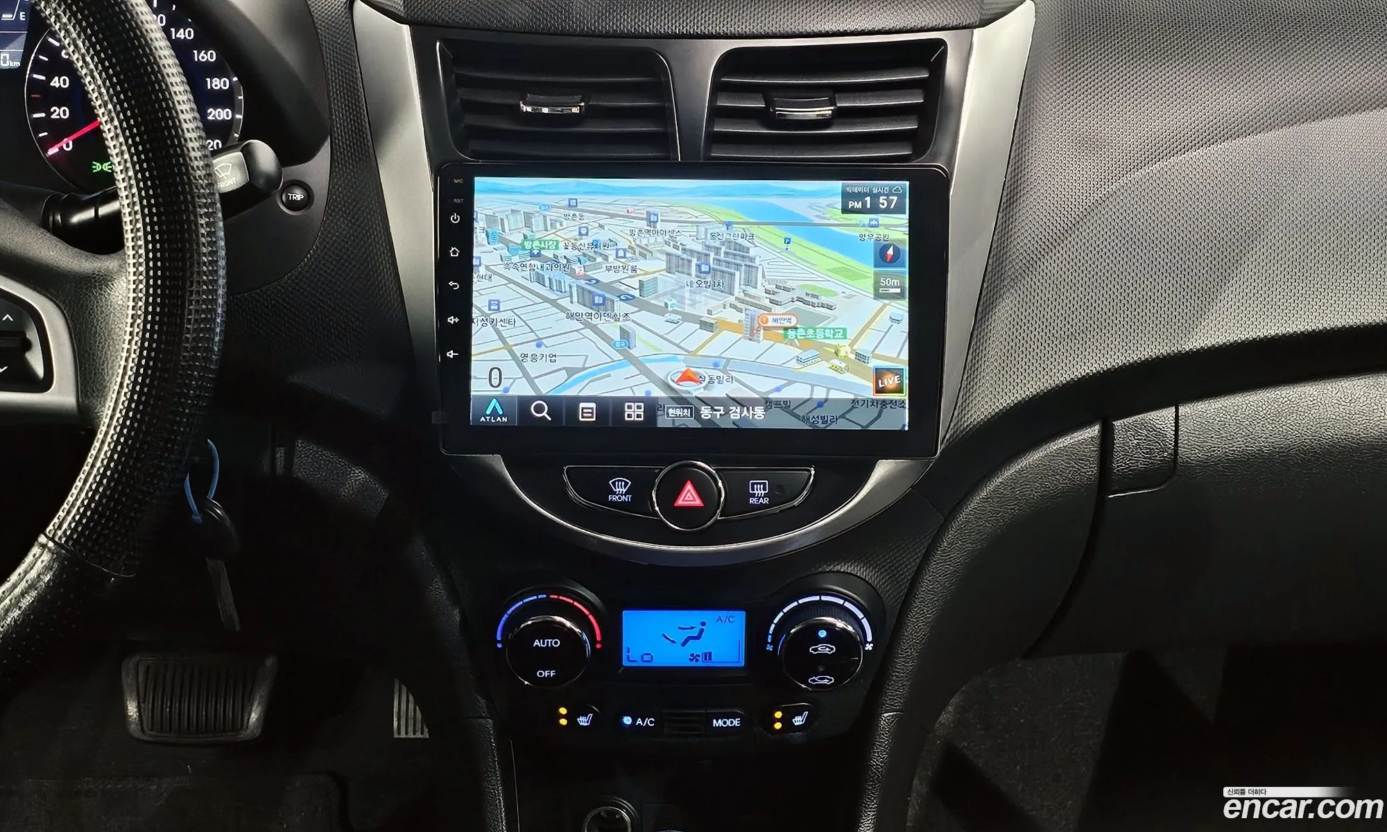 Hyundai Accent 2011 — 14