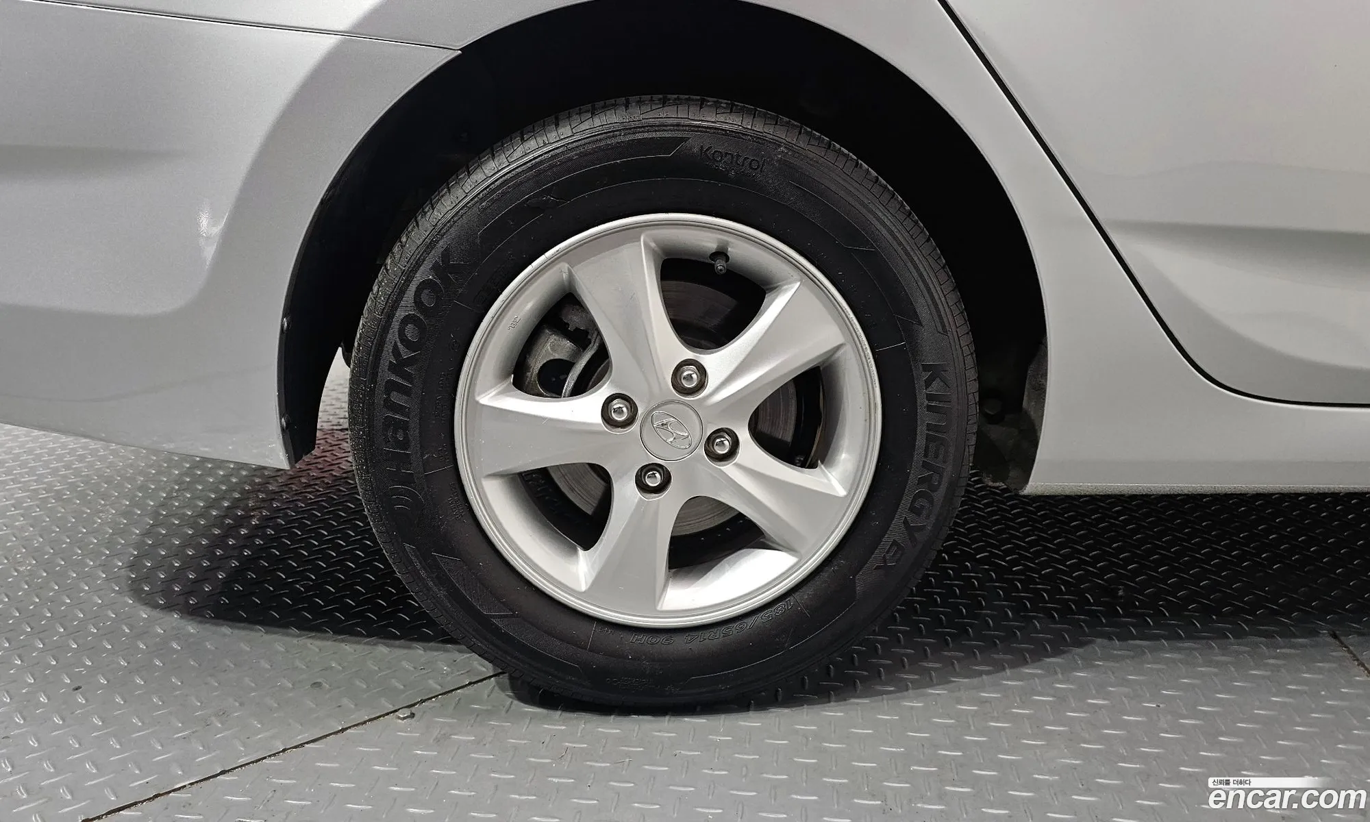 Hyundai Accent 2011 — 7