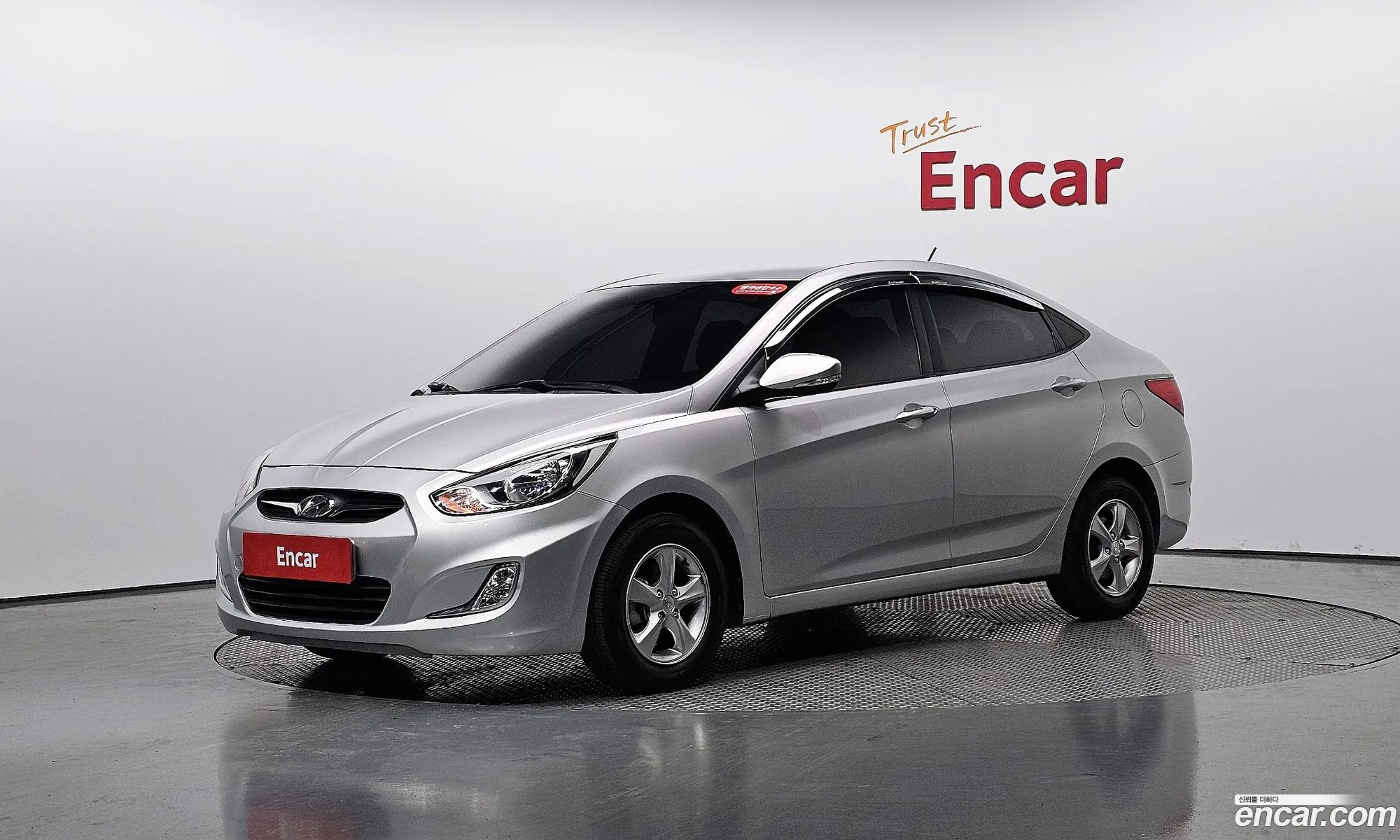 Hyundai Accent 2011 — 24
