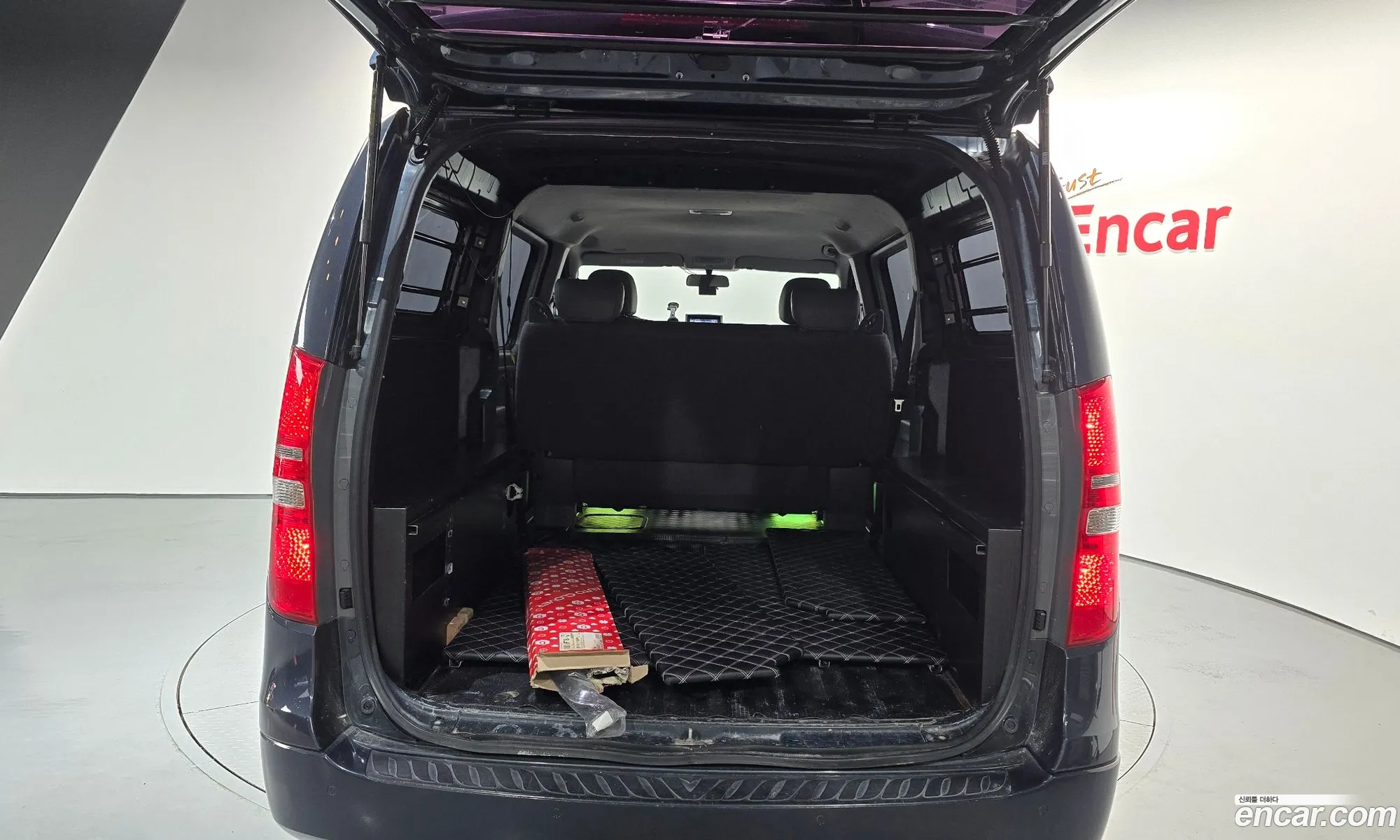 Hyundai Grand Starex 2017 — 15
