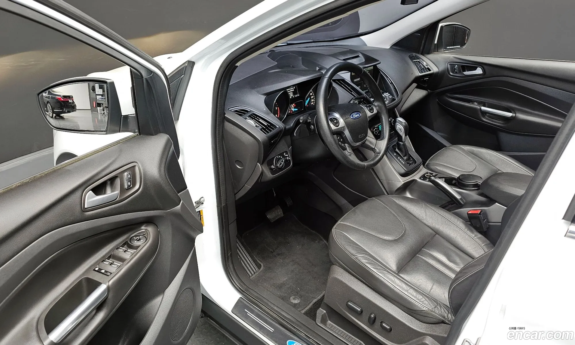 Ford Kuga 2016 WF0AXXWPMGGA25897 — 16