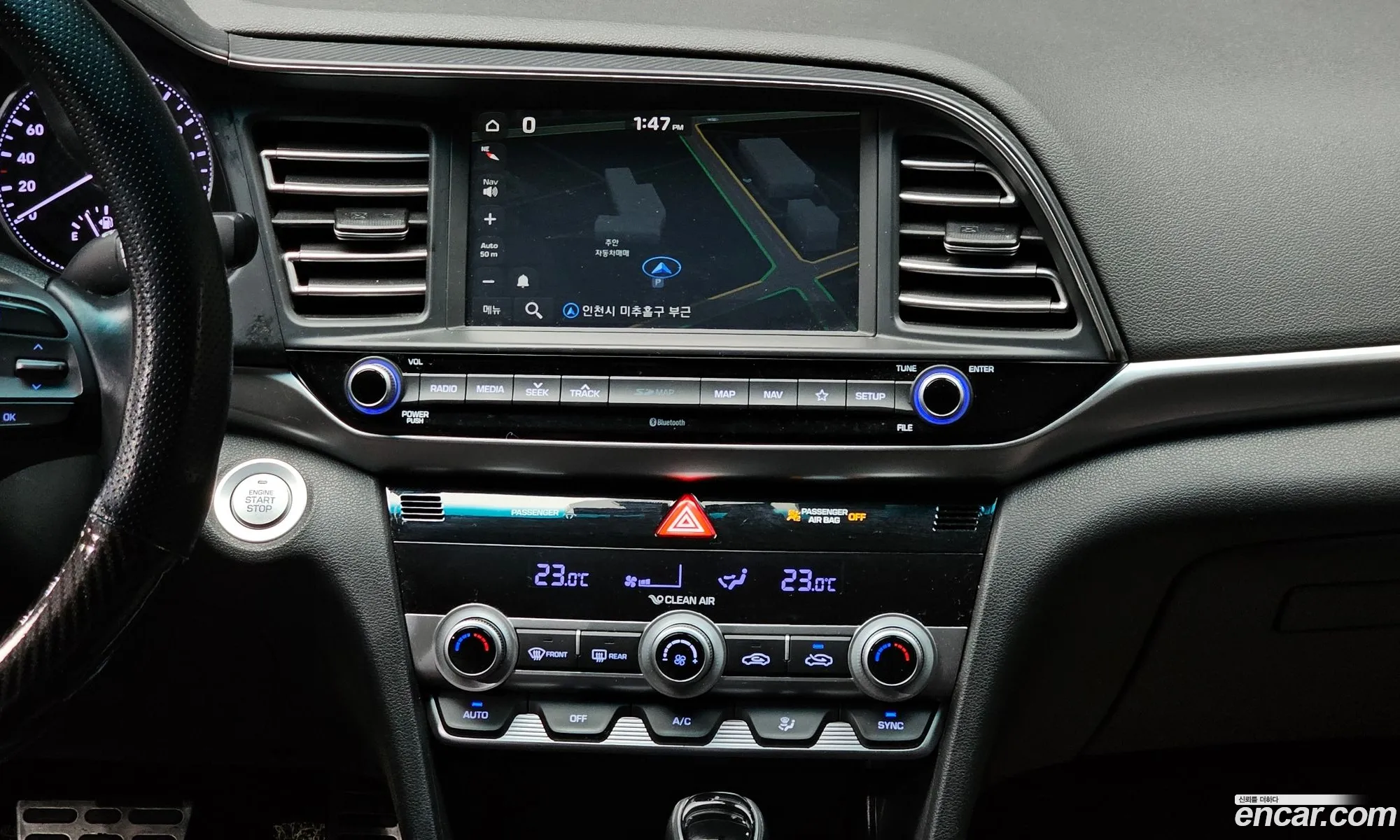 Hyundai Elantra AD 2019 — 25