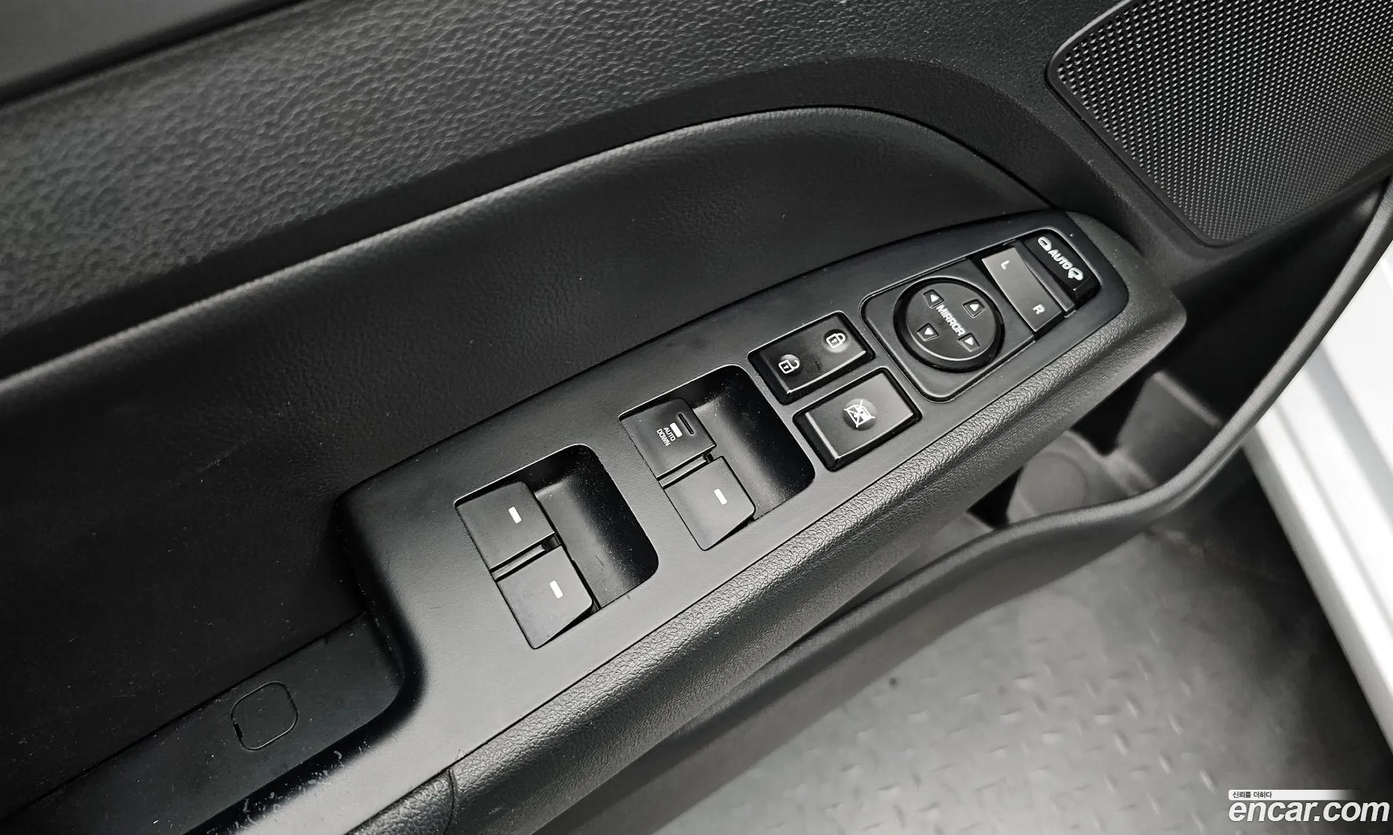 Hyundai Elantra AD 2019 — 6