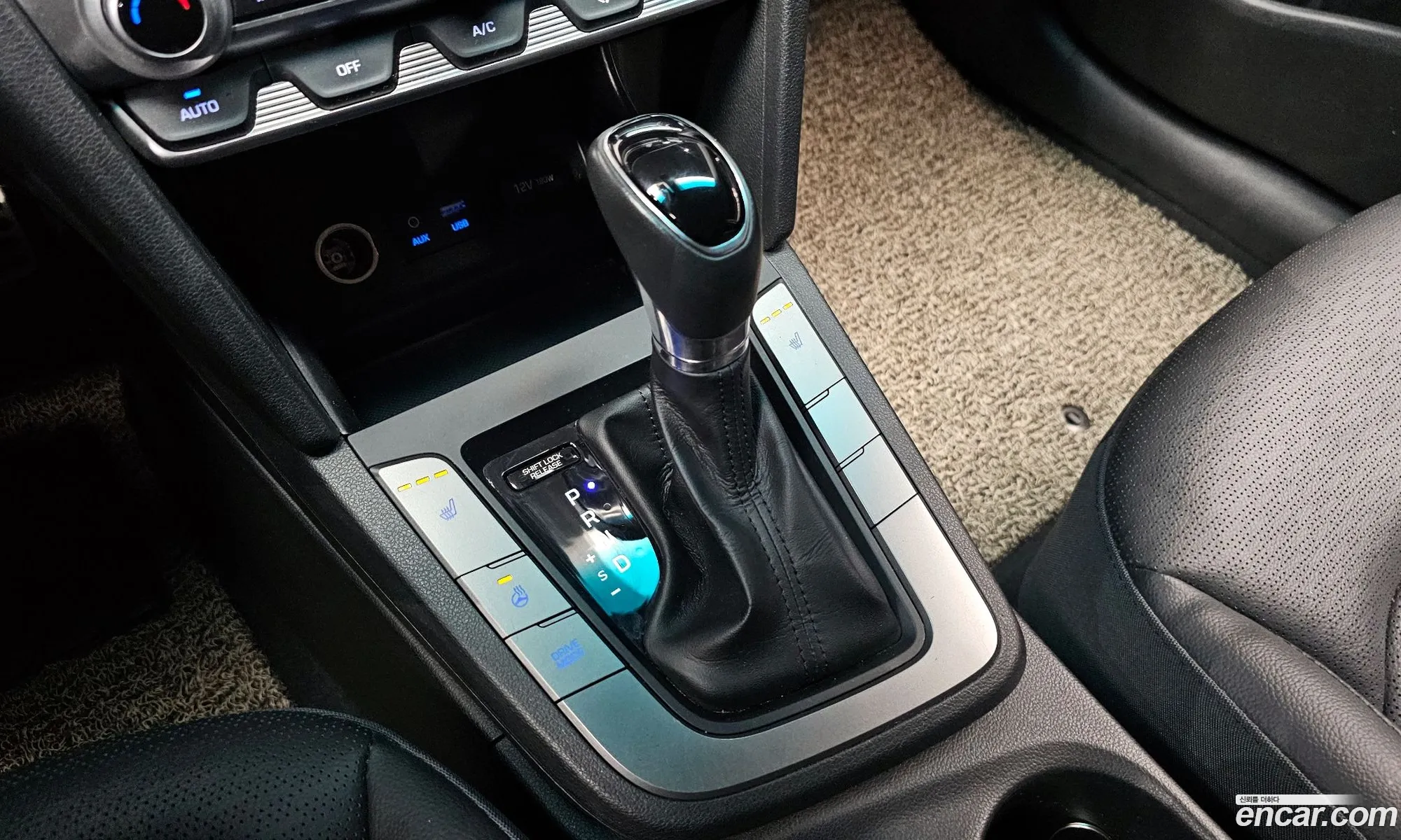 Hyundai Elantra AD 2019 — 16