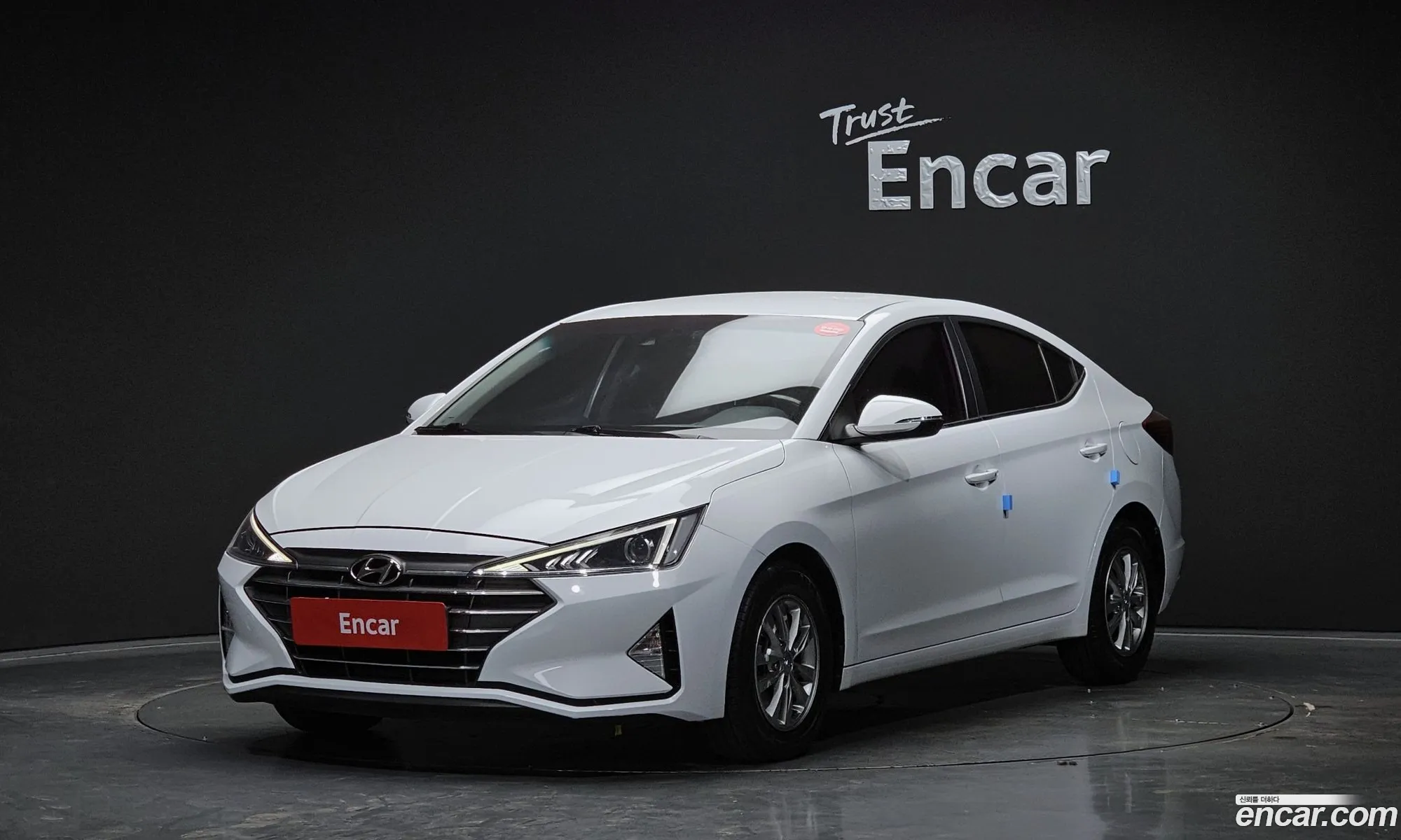Hyundai Elantra AD 2019 — 29