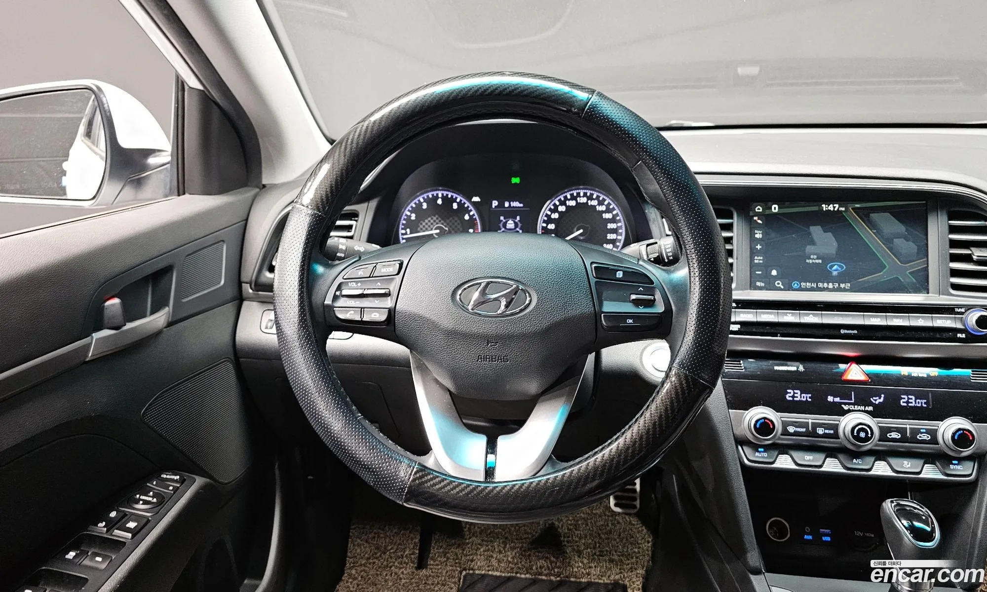 Hyundai Elantra AD 2019 — 21