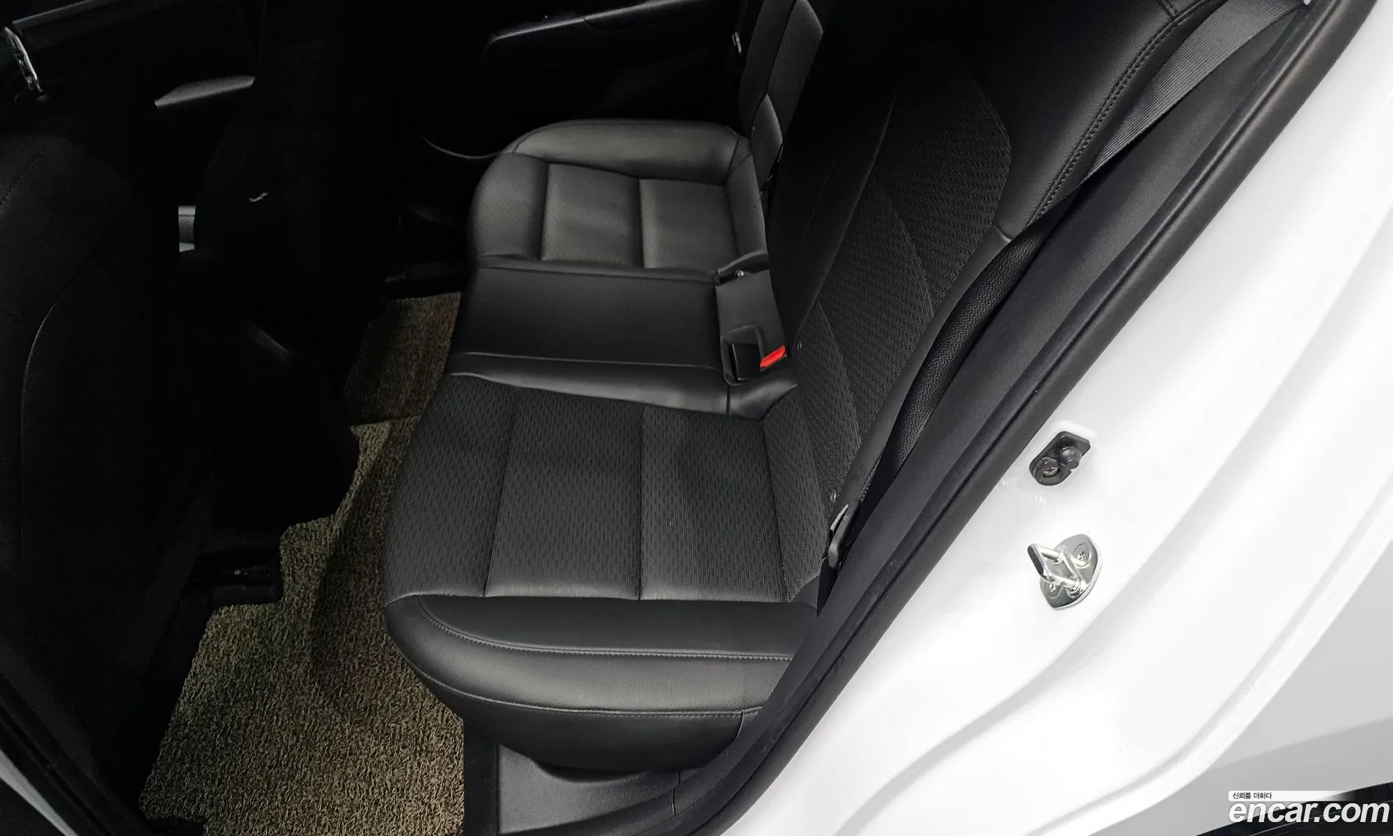 Hyundai Elantra AD 2019 — 2