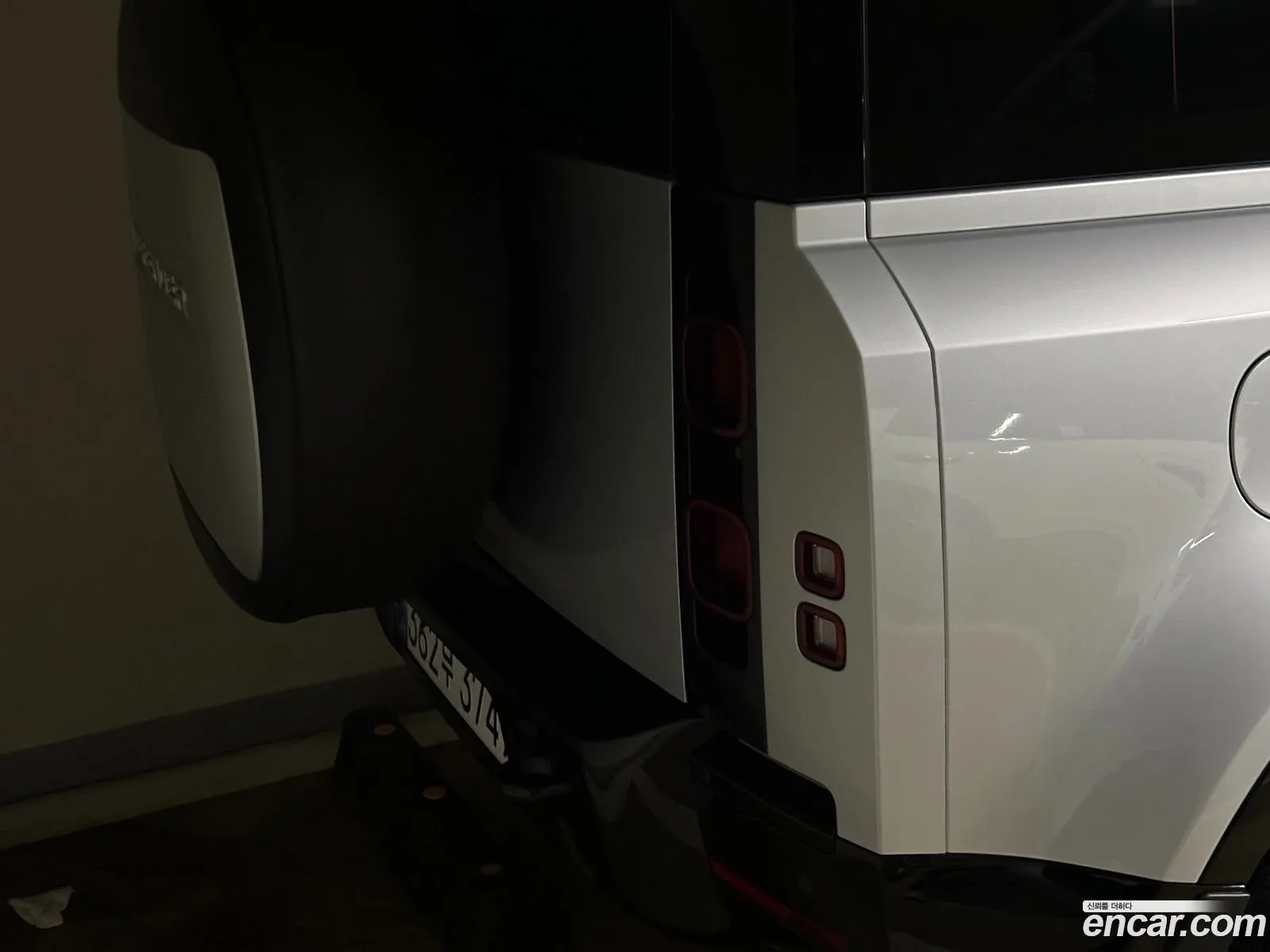 Land Rover Defender 2024 — 7