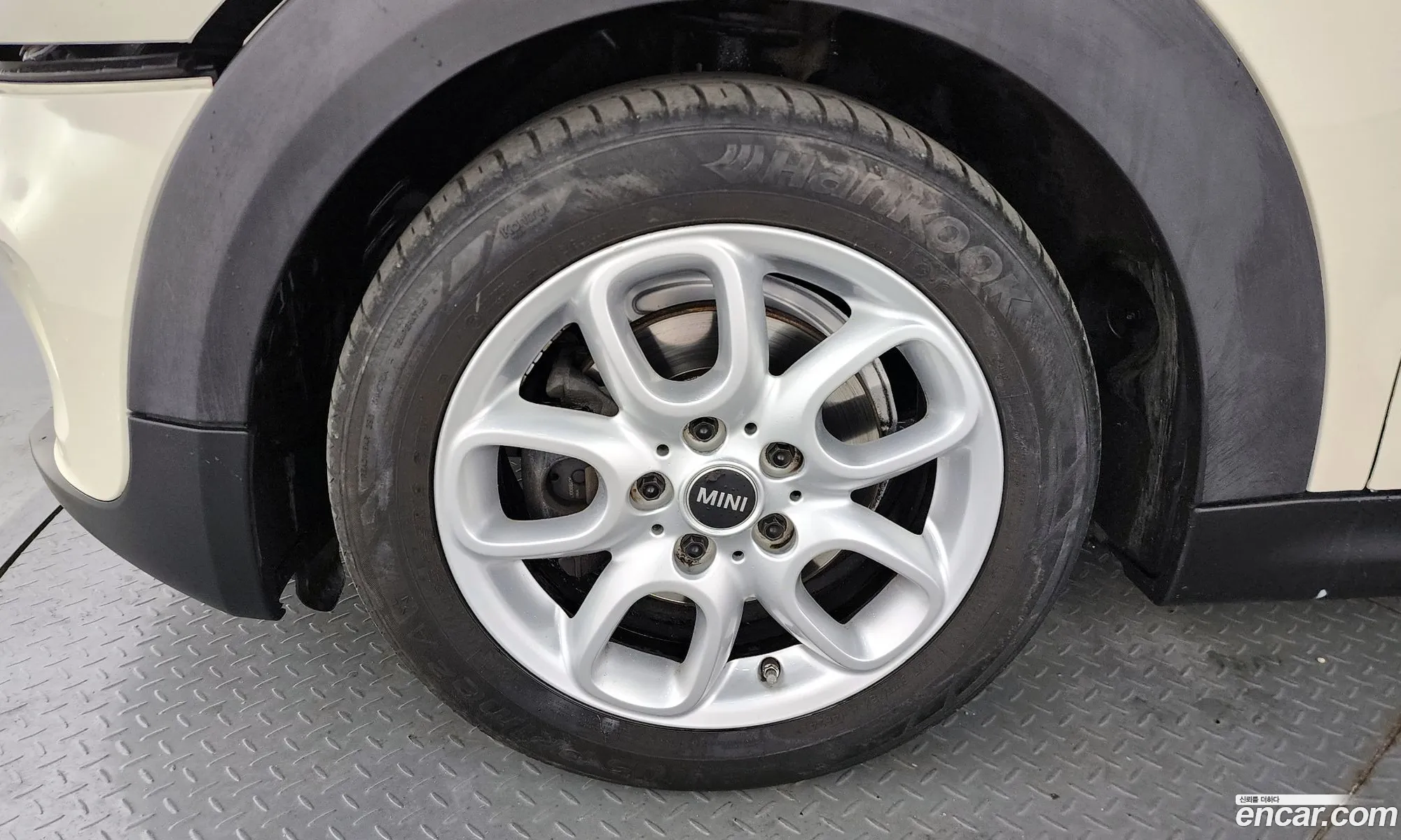 Mini Cooper 2016 WMWXP5107G3A98572 — 9