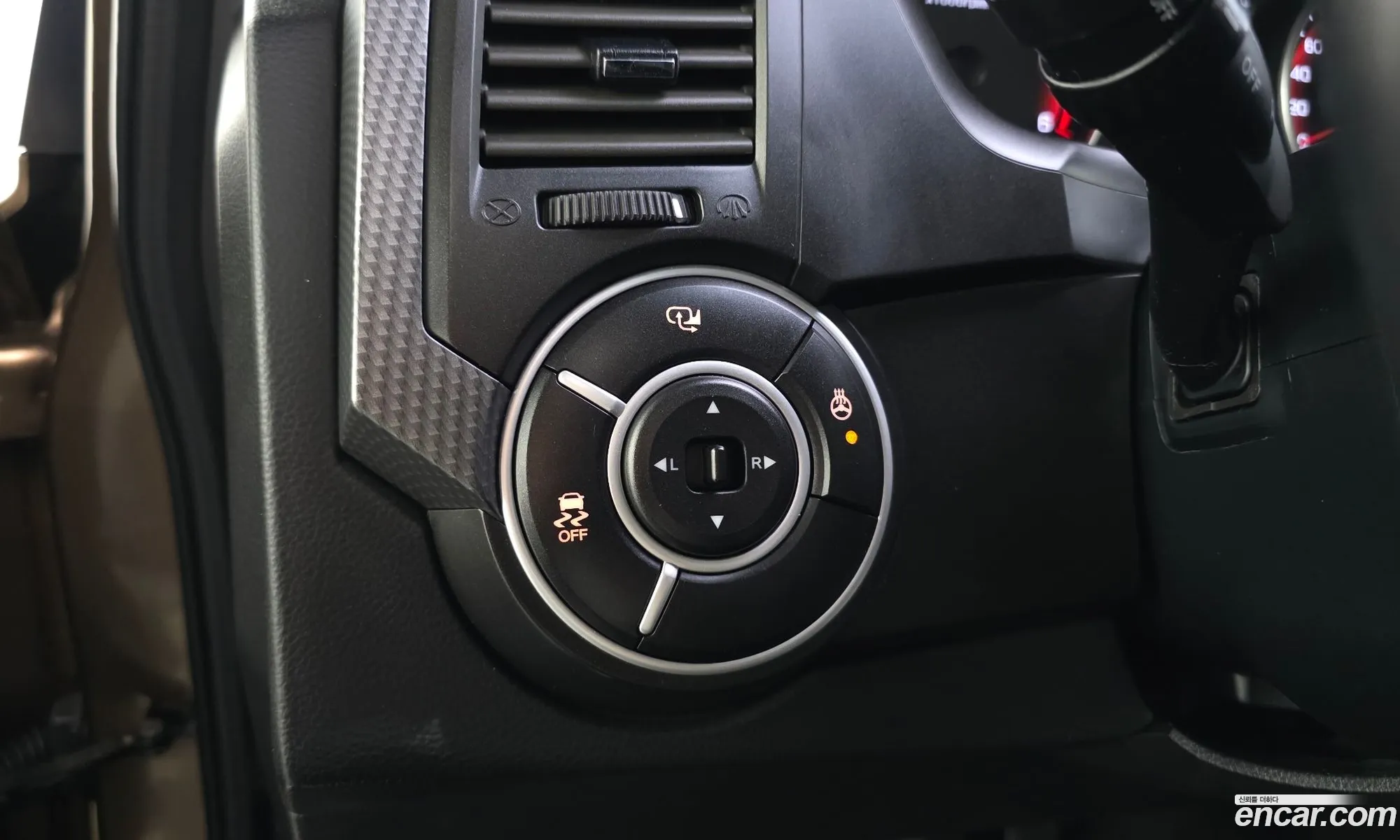 KG Mobility (SsangYong) Korando Sports 2015 — 13