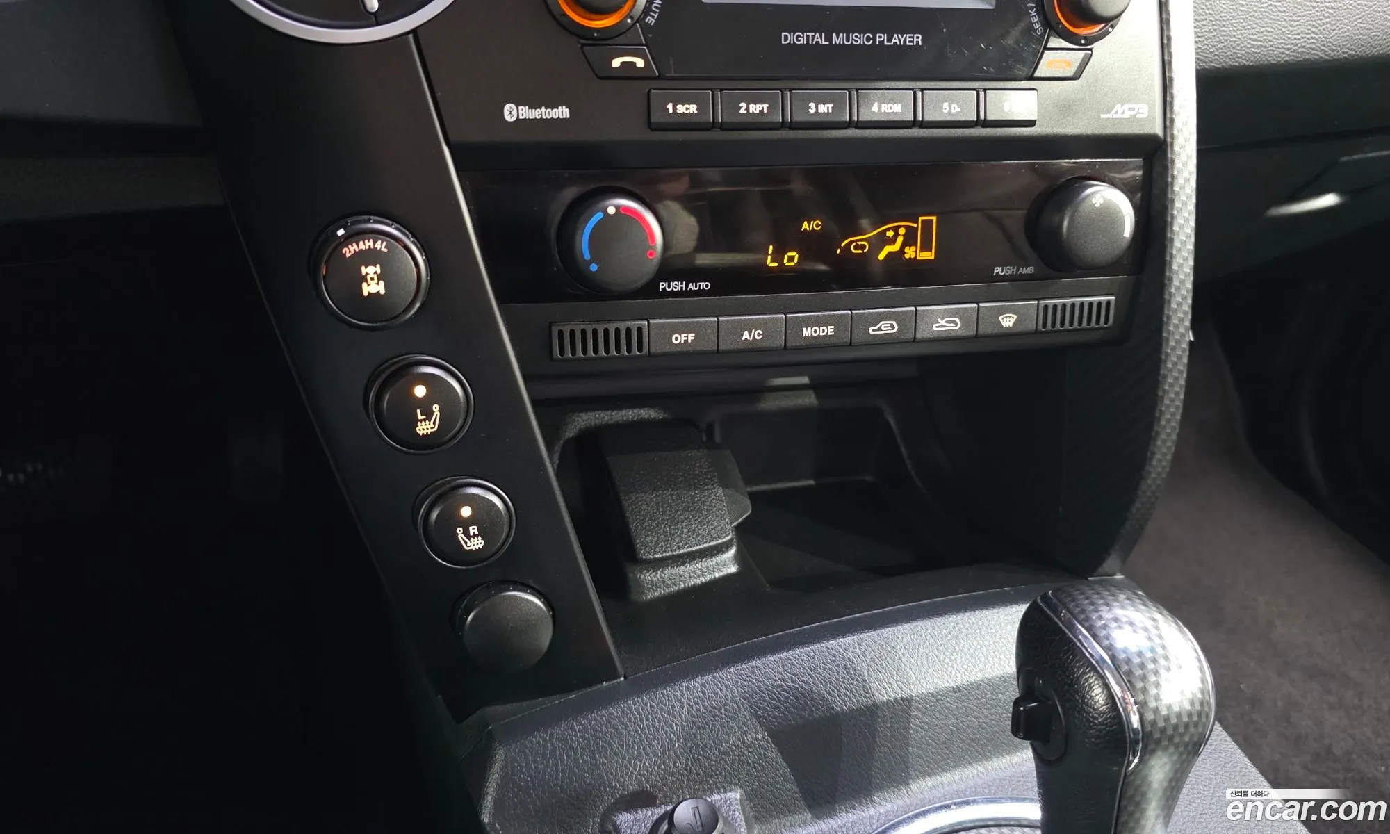 KG Mobility (SsangYong) Korando Sports 2015 — 10