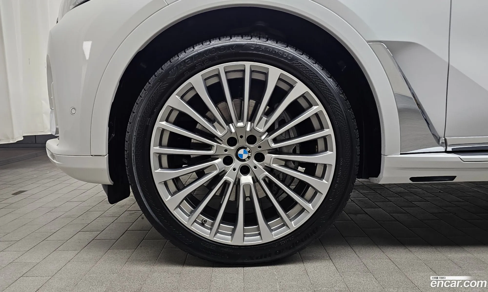 BMW X7 2022 WBATB4107N9K27697 — 19