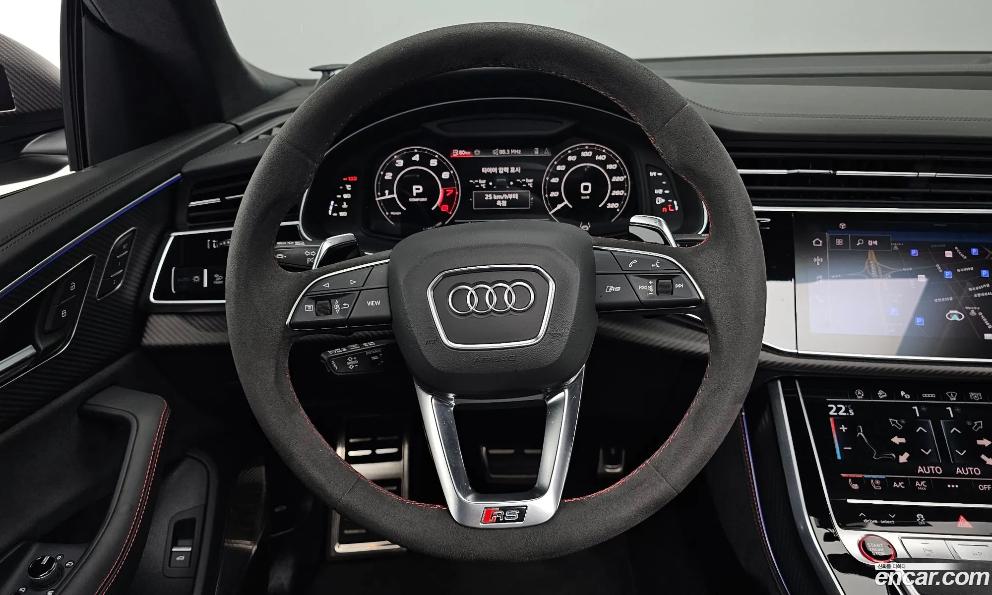 Audi RSQ8 2025 WUAZZZF11SD018796 — 22