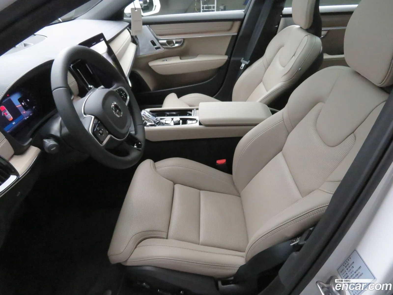 Volvo S90 2025 — 3