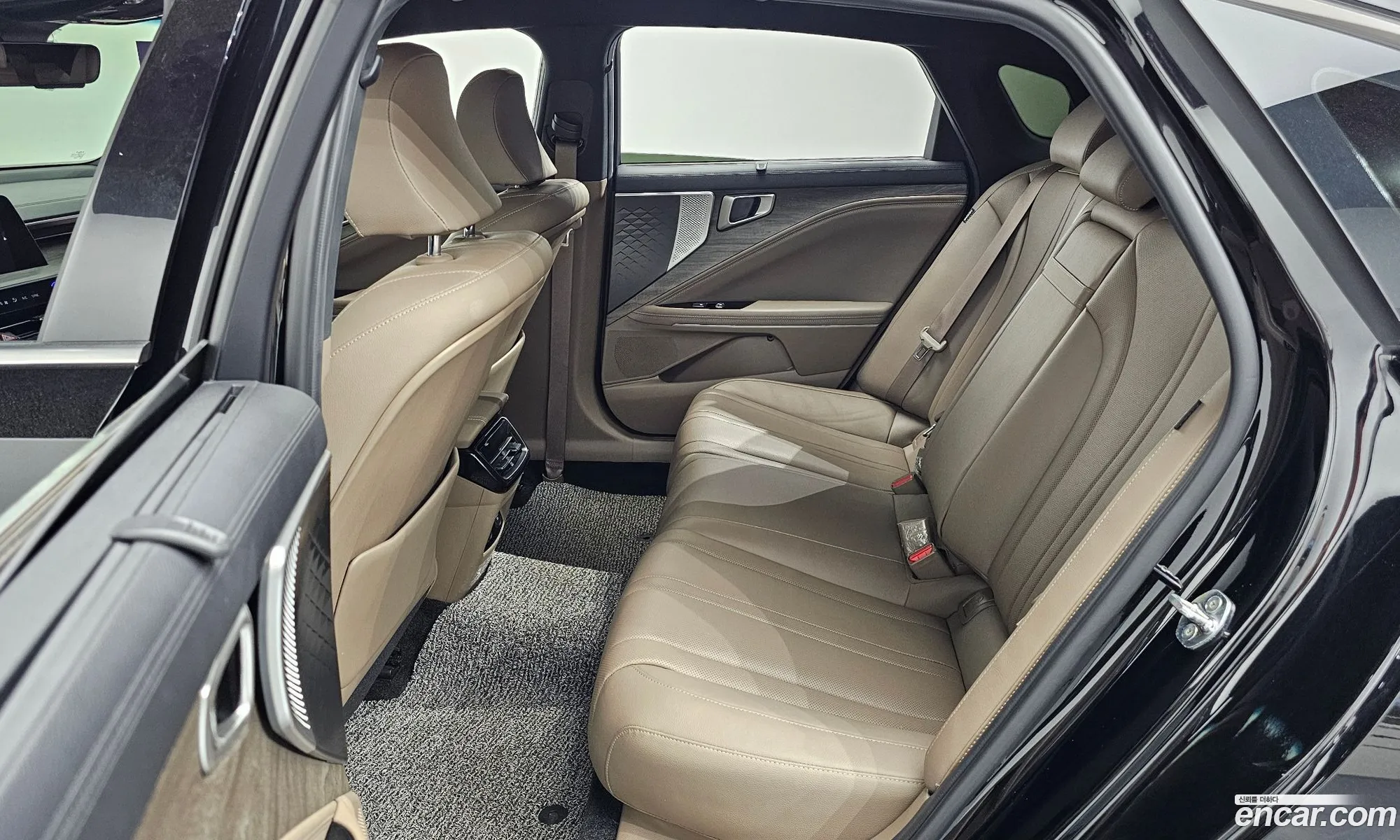 Kia K8 2021 — 14