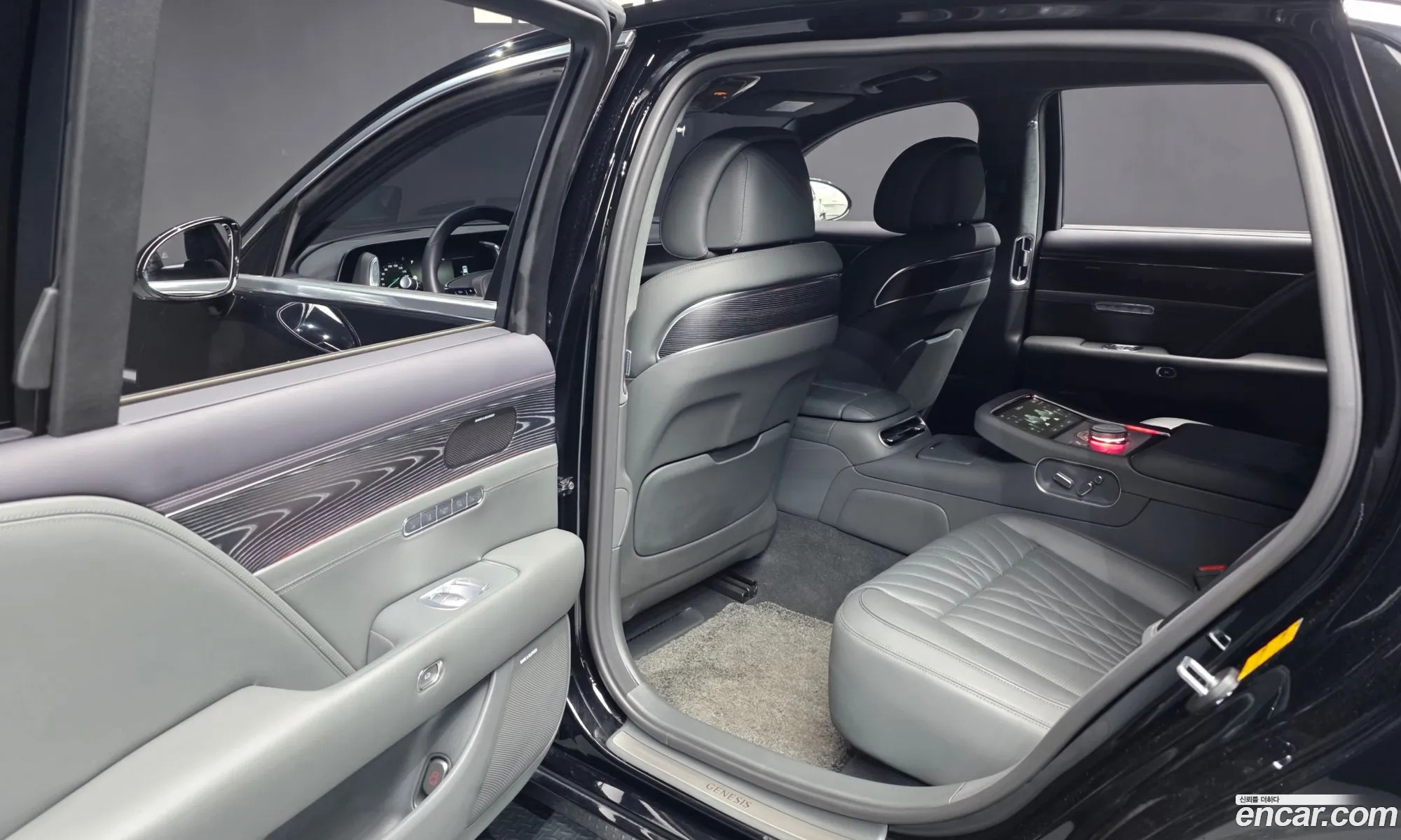Genesis G90 2022 — 4
