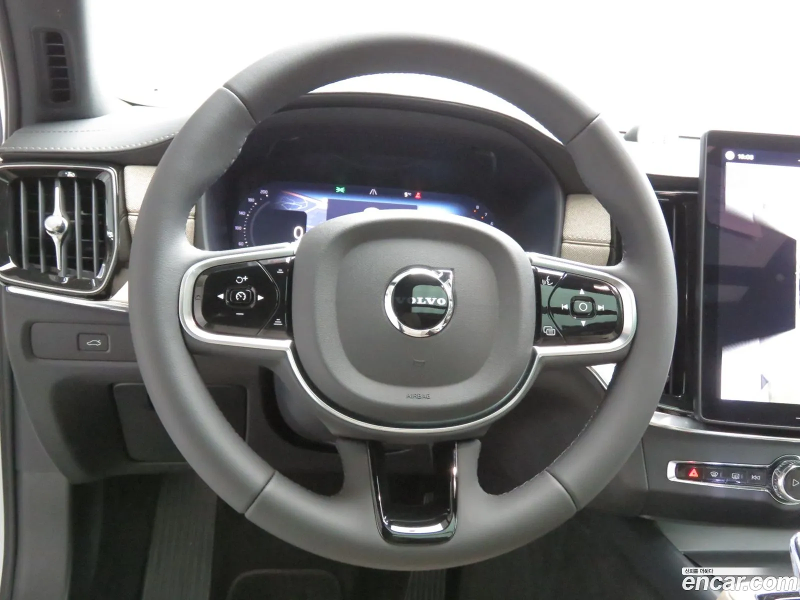 Volvo S90 2025 — 3