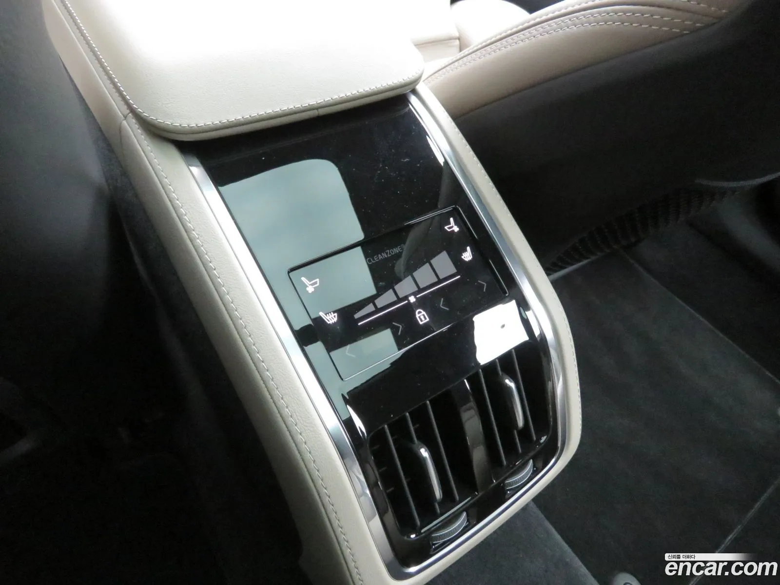 Volvo S90 2025 — 16
