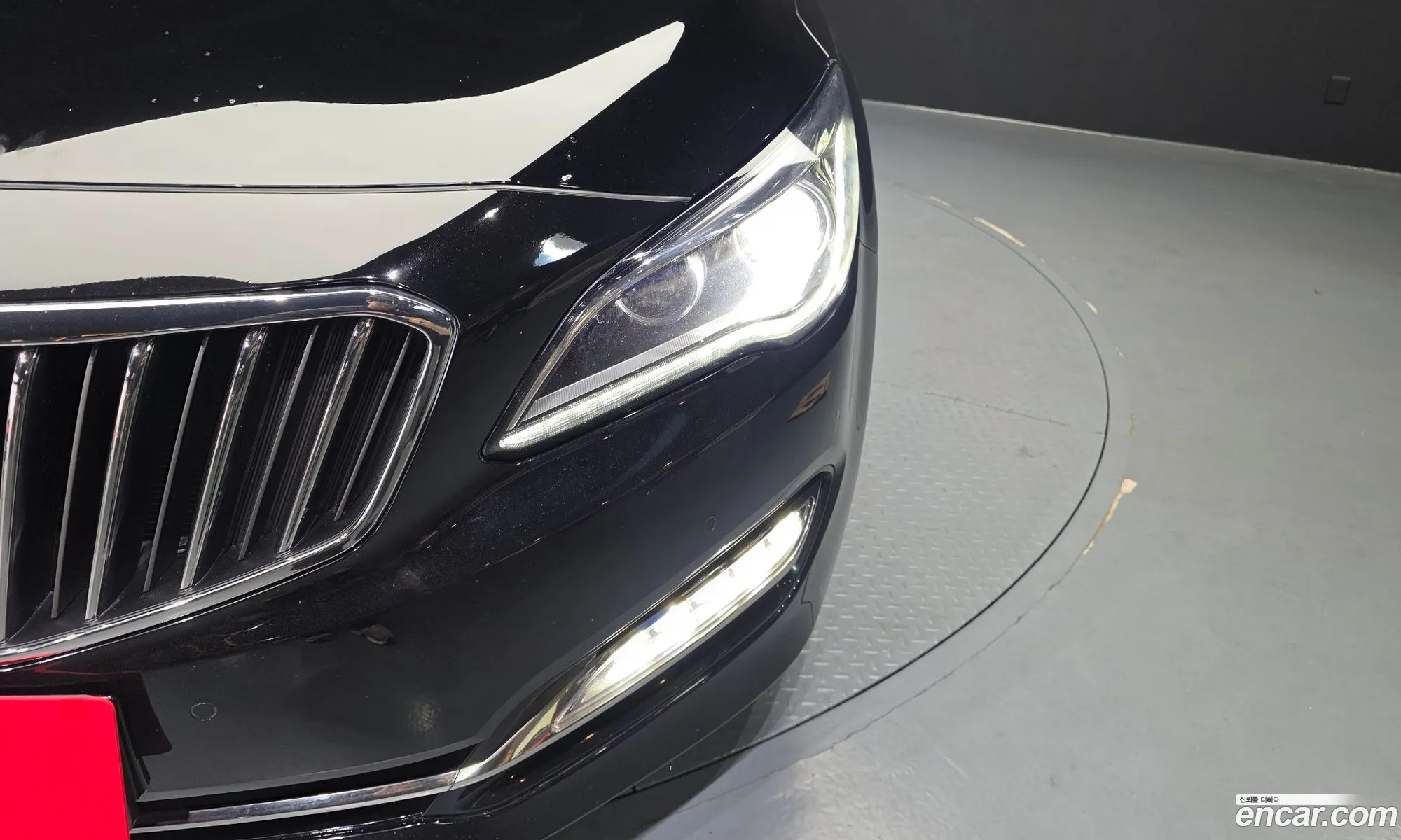 Hyundai Aslan 2015 — 17
