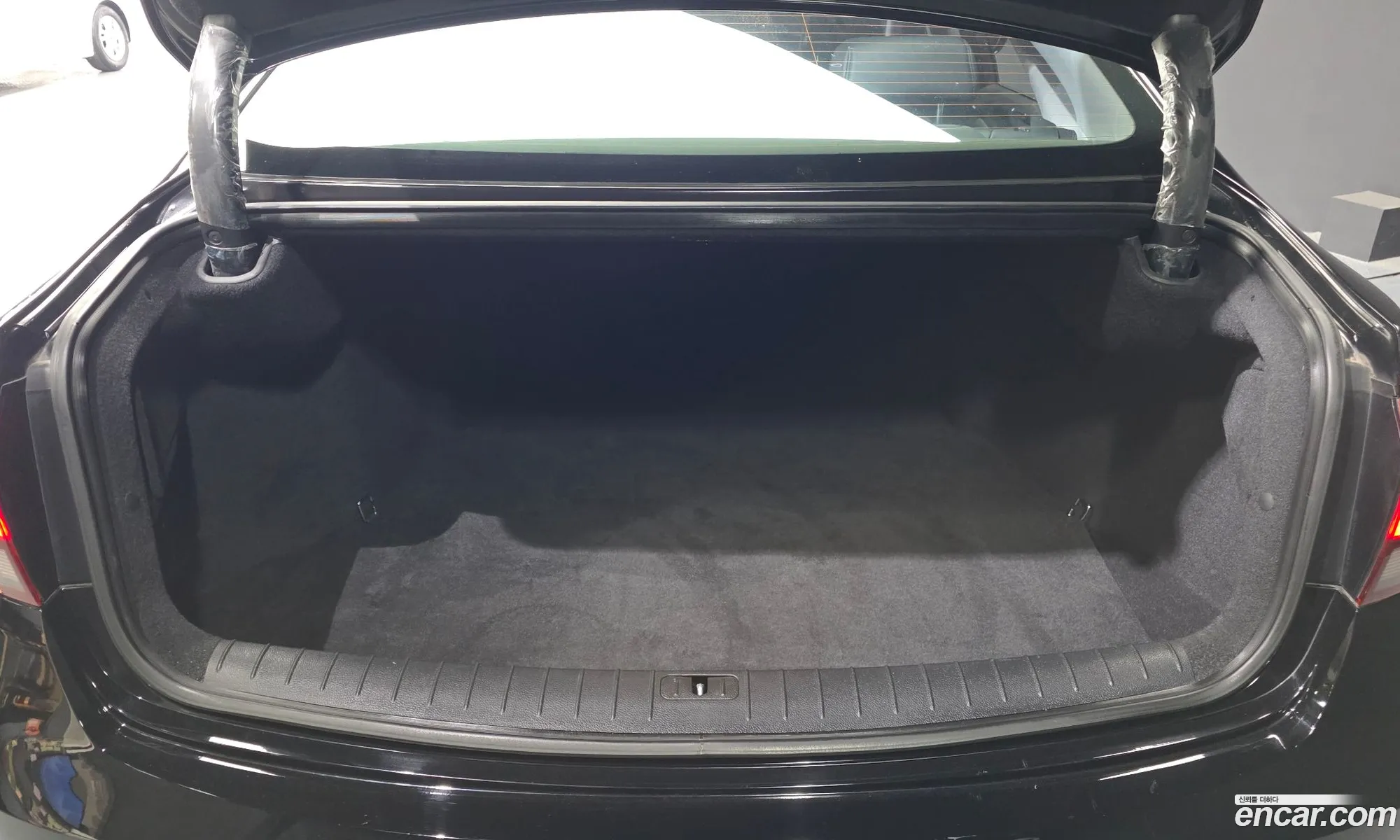 Hyundai Aslan 2015 — 11