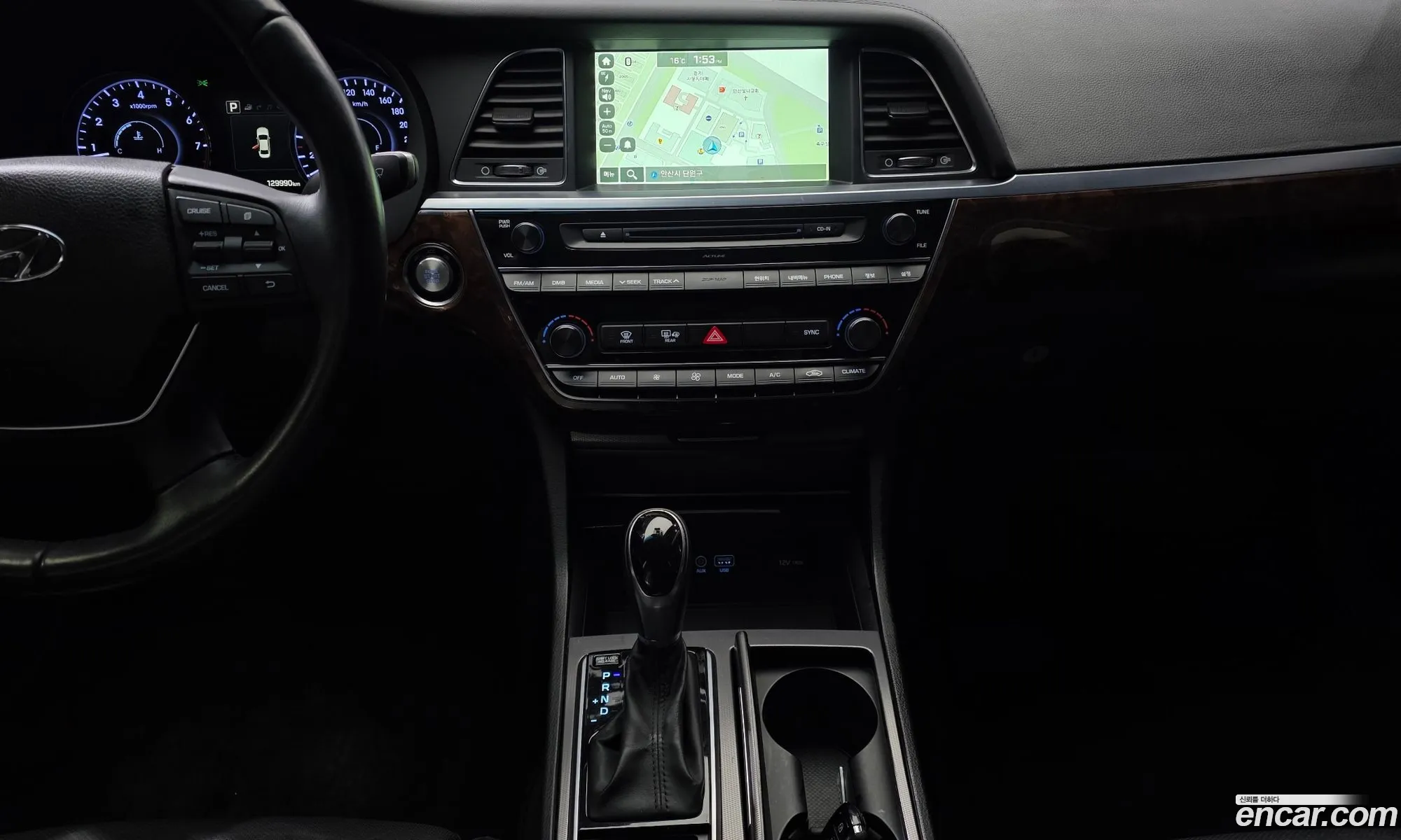 Hyundai Aslan 2015 — 21