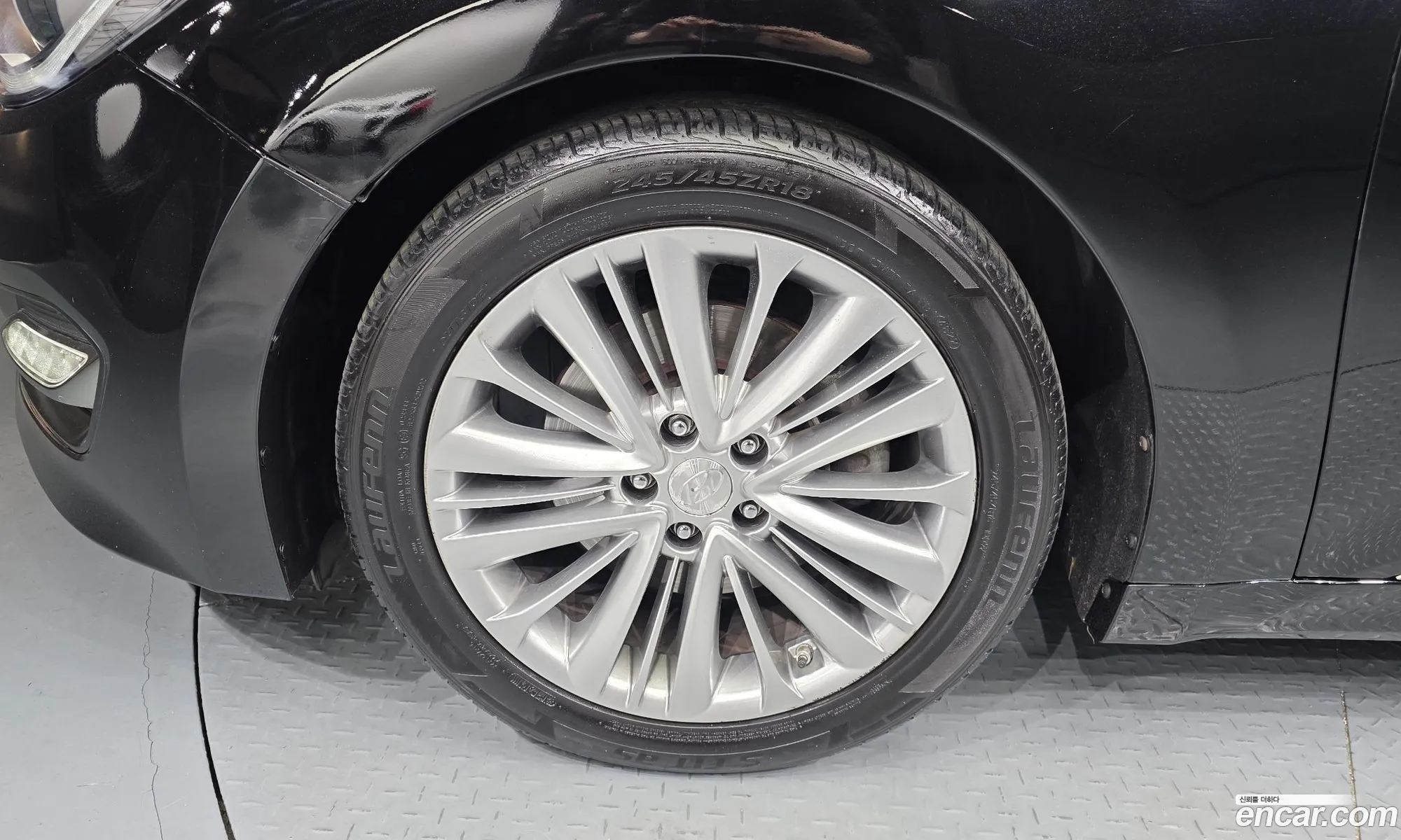 Hyundai Aslan 2015 — 5