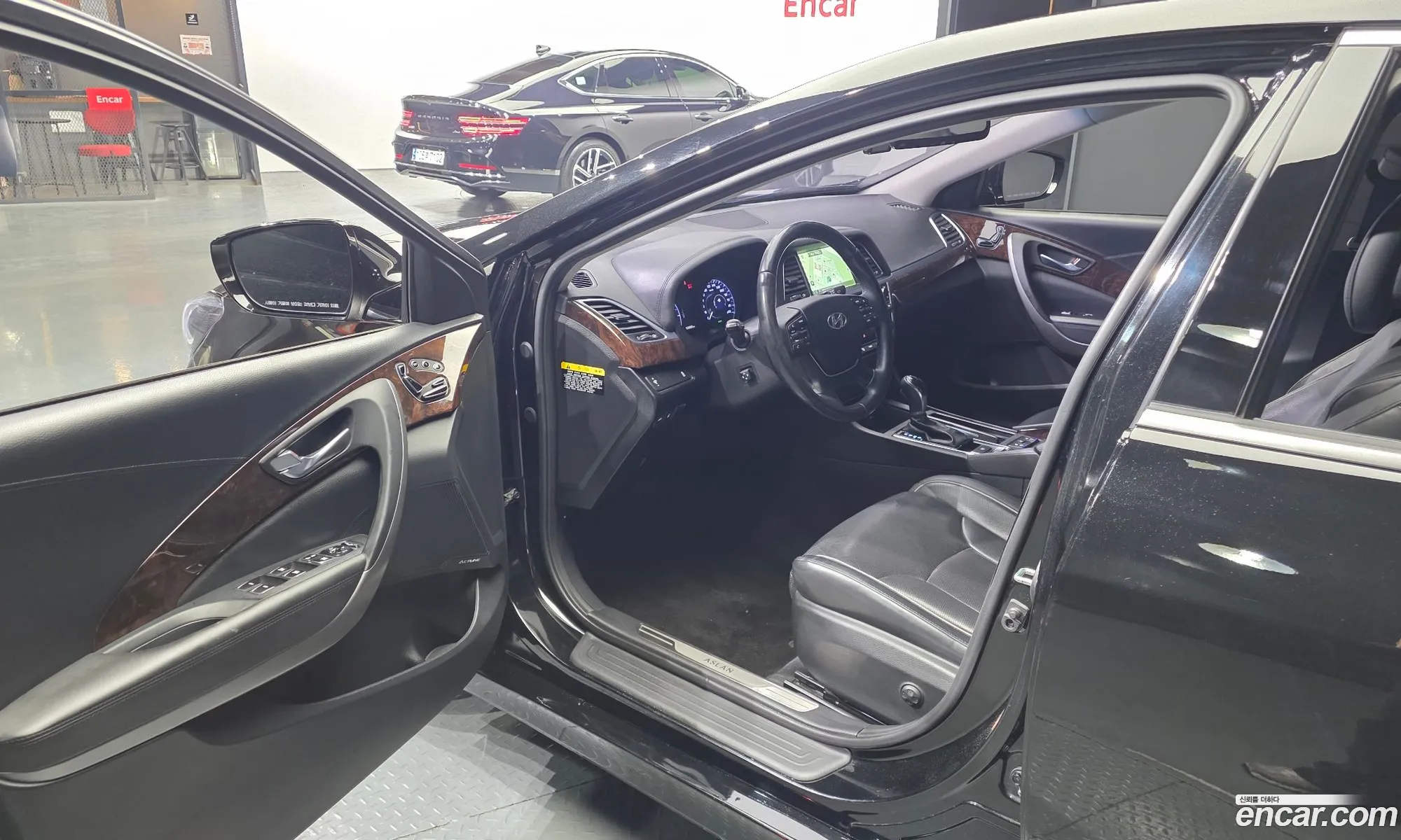 Hyundai Aslan 2015 — 6