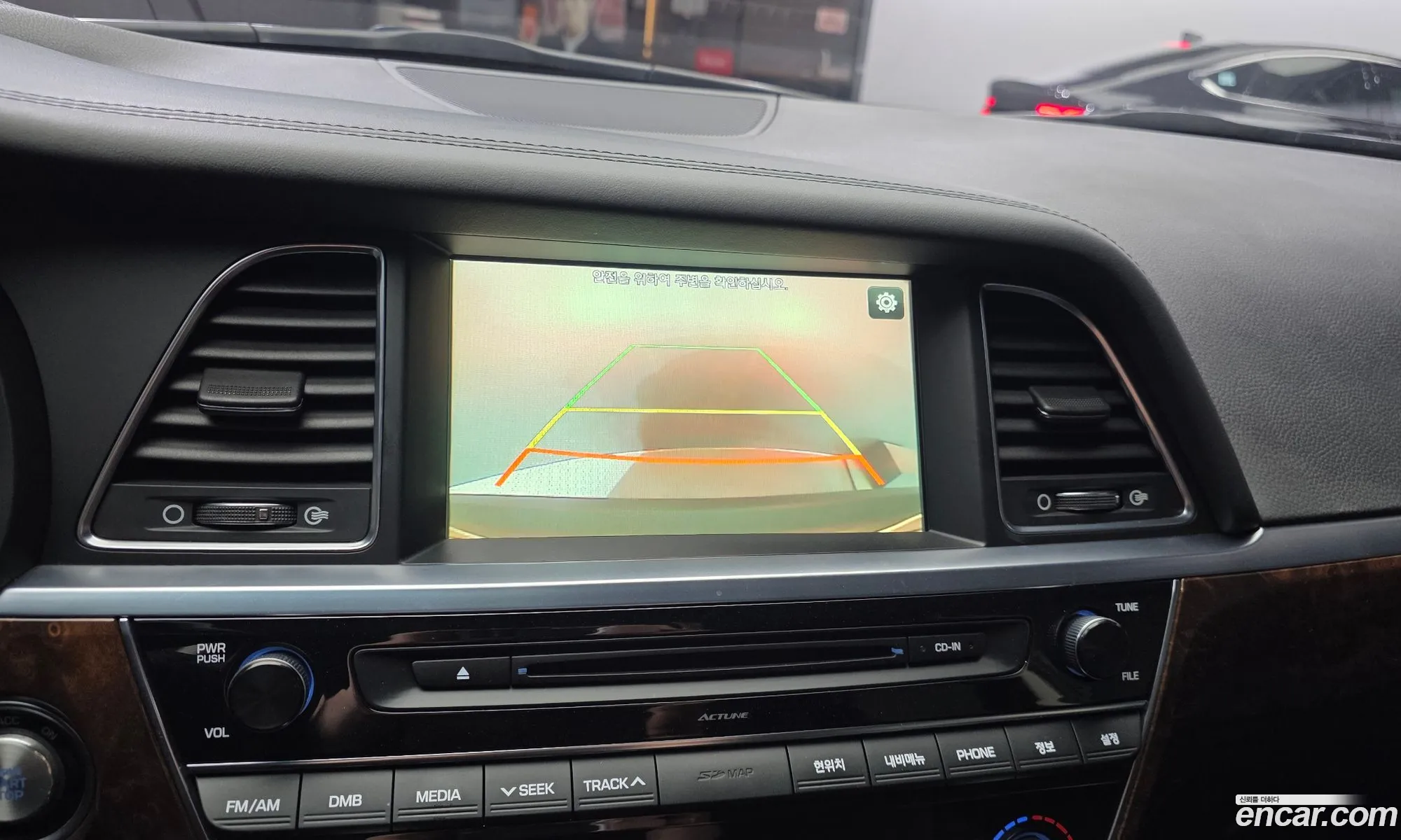 Hyundai Aslan 2015 — 8