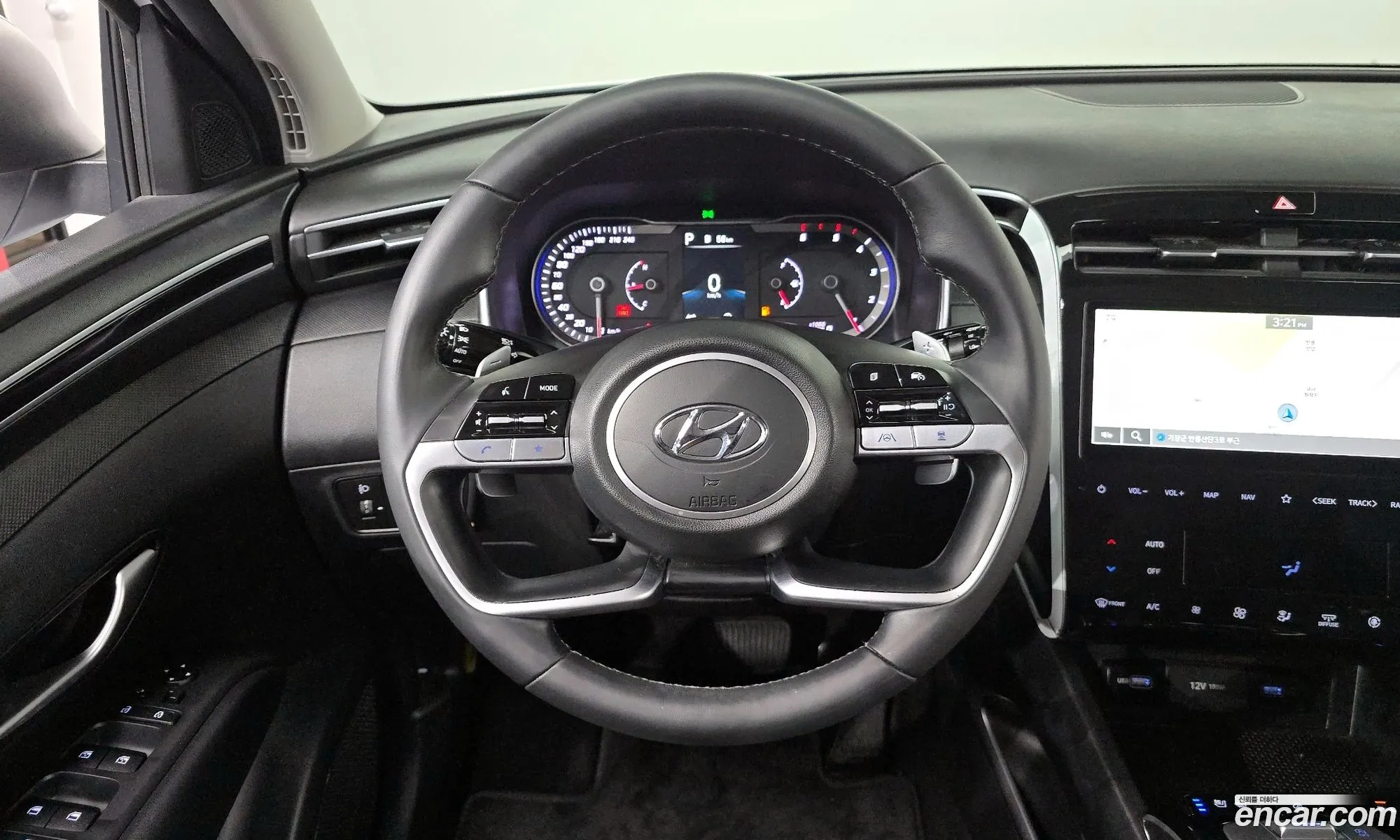 Hyundai Tucson 2023 — 25