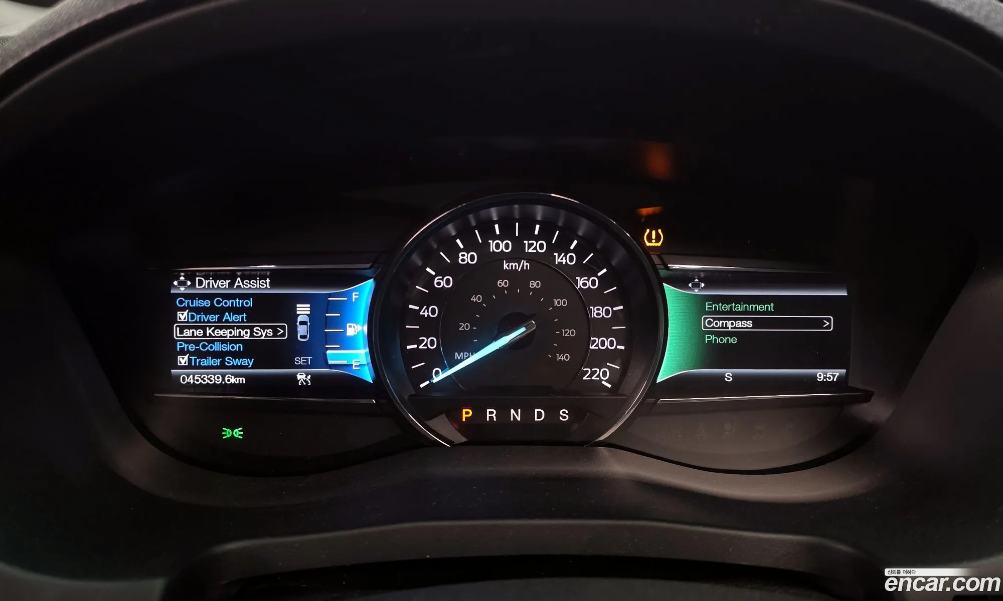 Ford Explorer 2017 1FM5K8FH1HGB24823 — 15