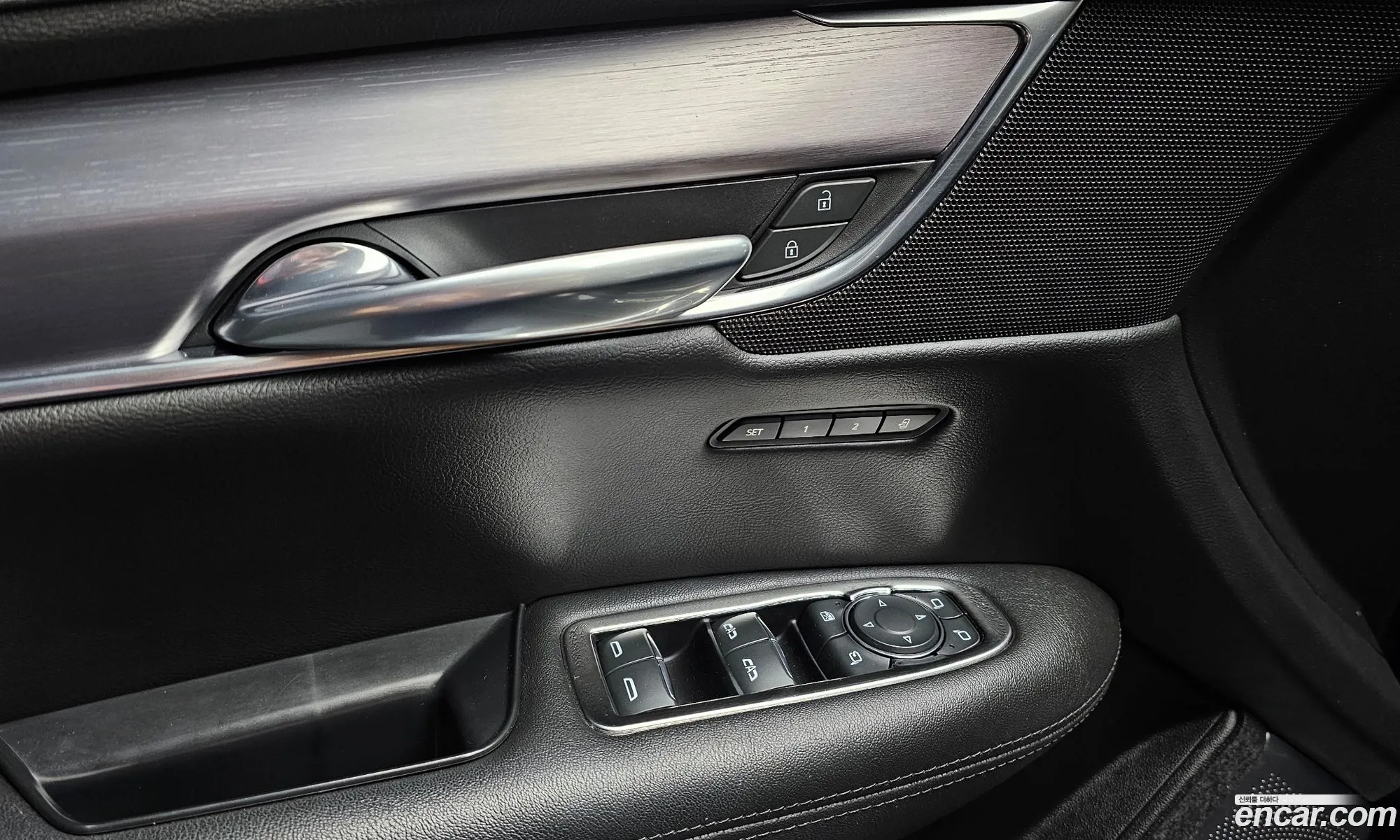 Cadillac XT5 2019 — 23