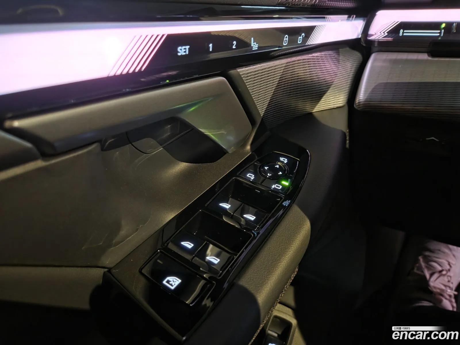 BMW 5 Series 2025 — 12