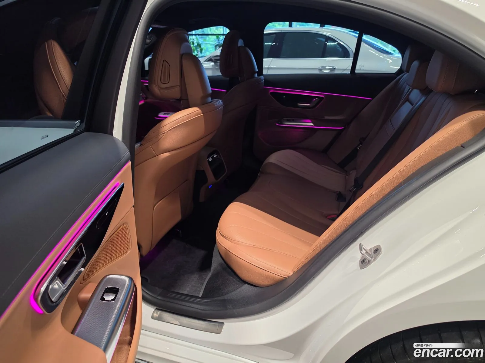 Mercedes-Benz E-Class W214 2025 — 7