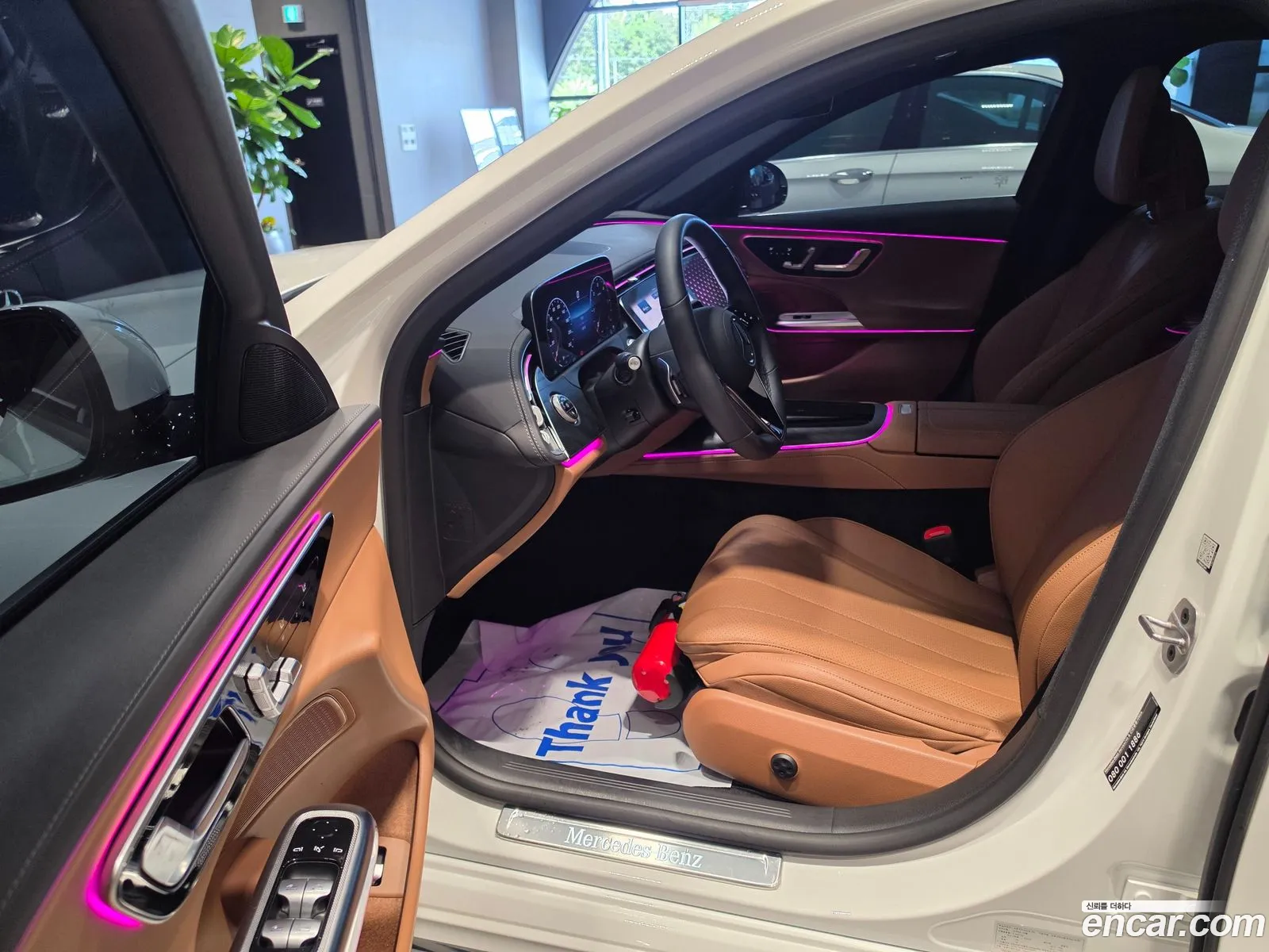 Mercedes-Benz E-Class W214 2025 — 8