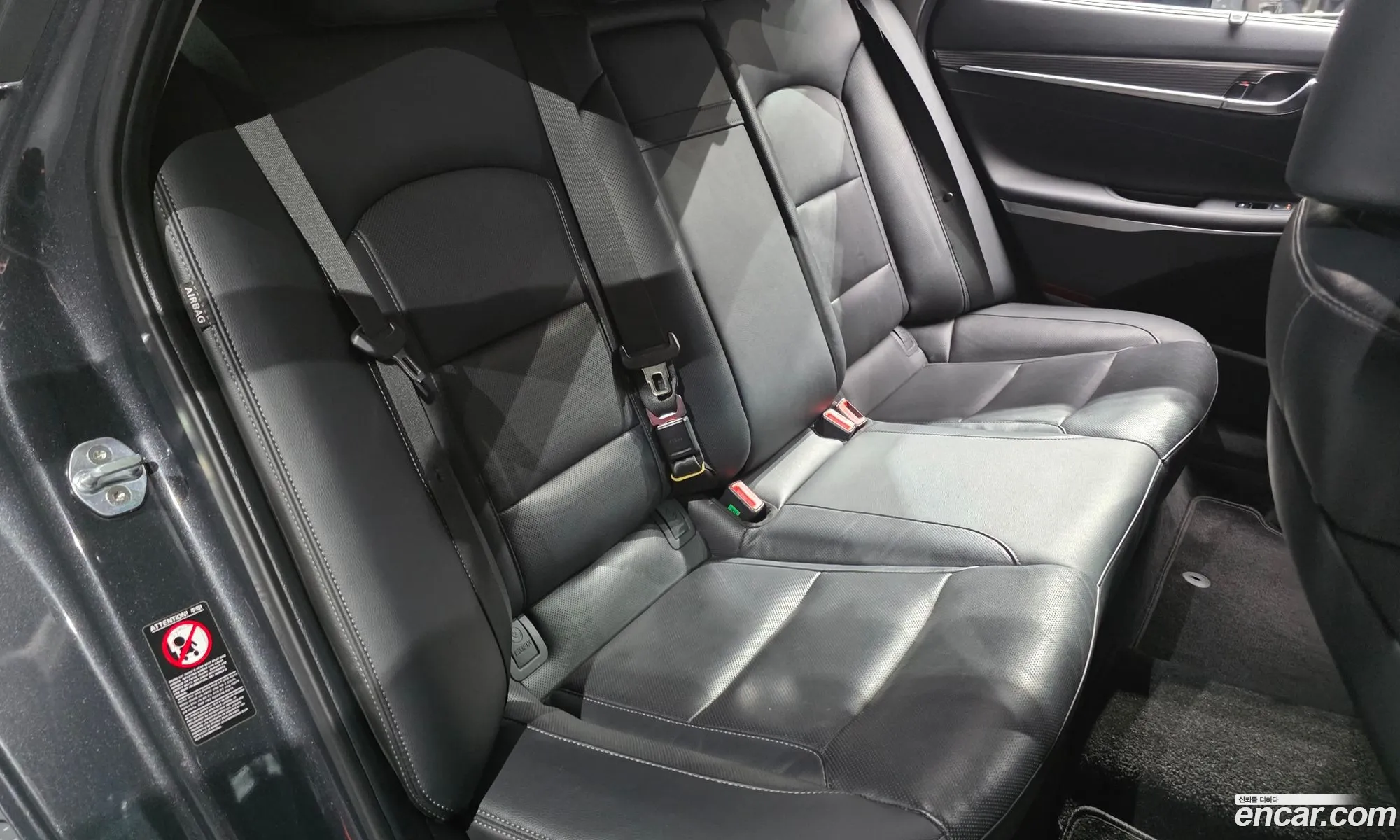 Hyundai Grandeur IG 2018 — 27