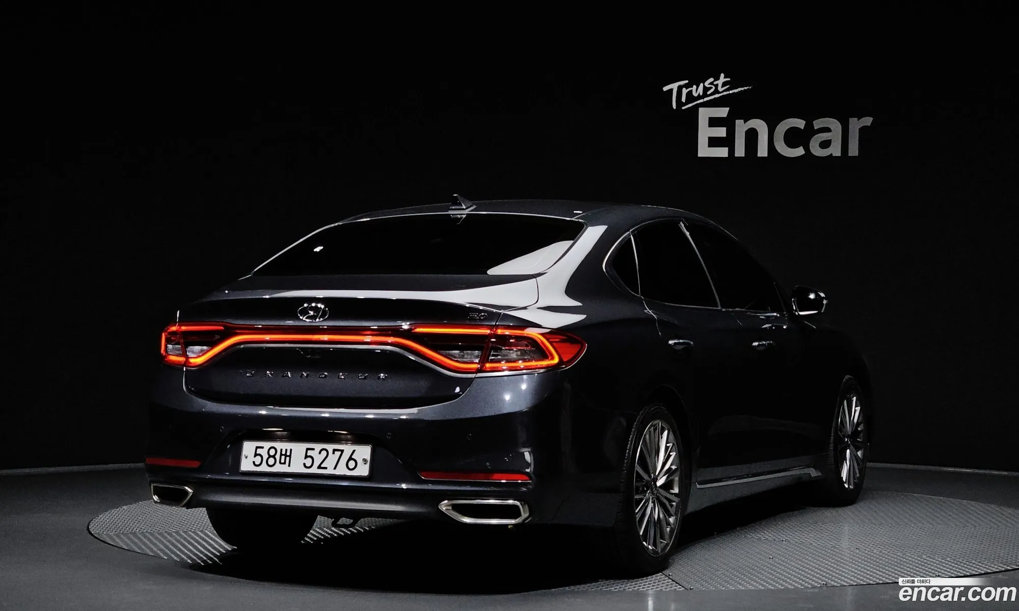 Hyundai Grandeur IG 2018 — 23