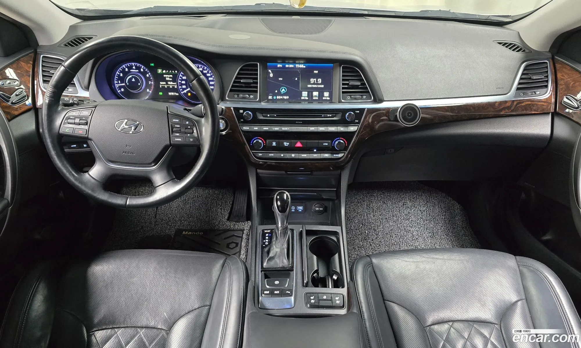 Hyundai Aslan 2015 — 6