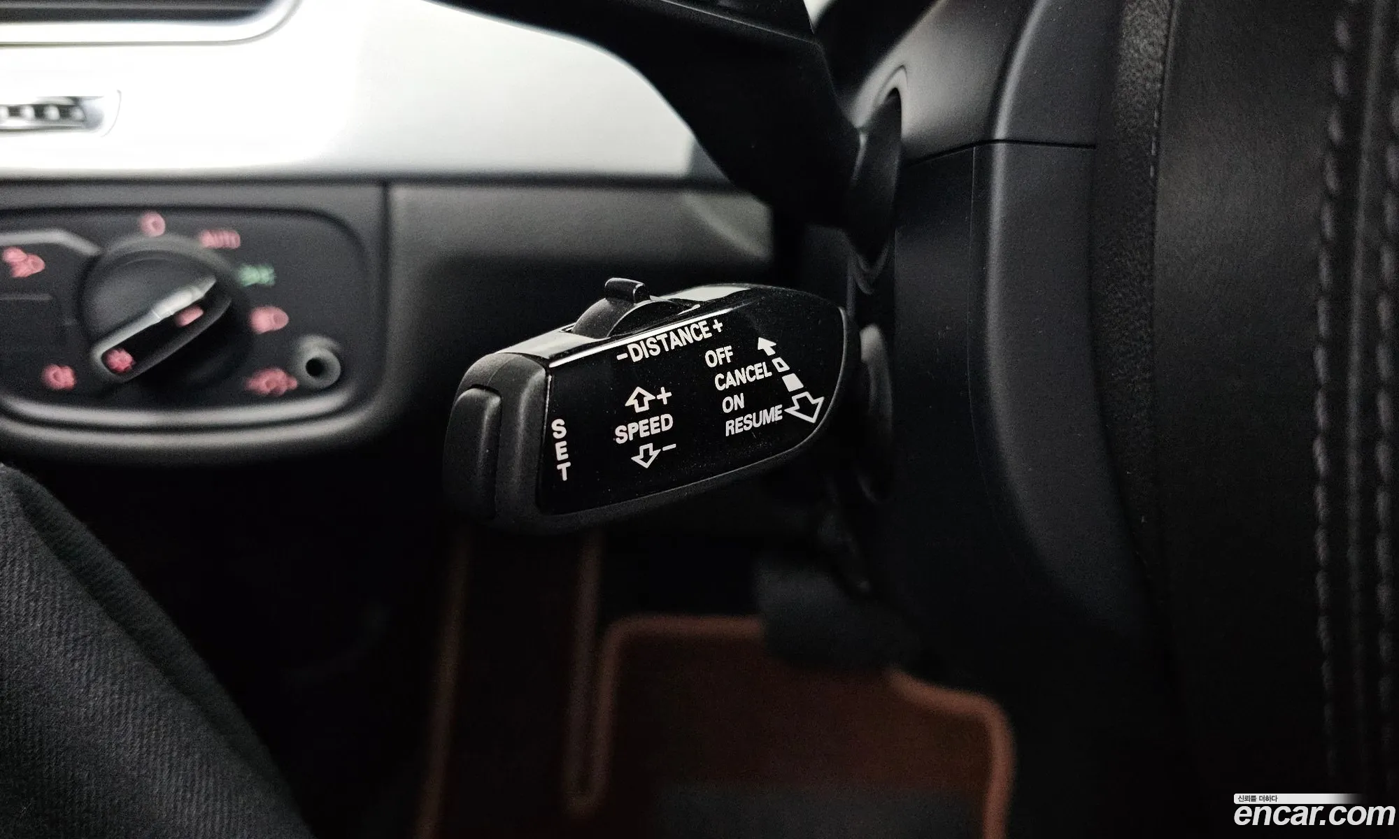 Audi A8 2013 WAUZZZ4H7DN033763 — 6