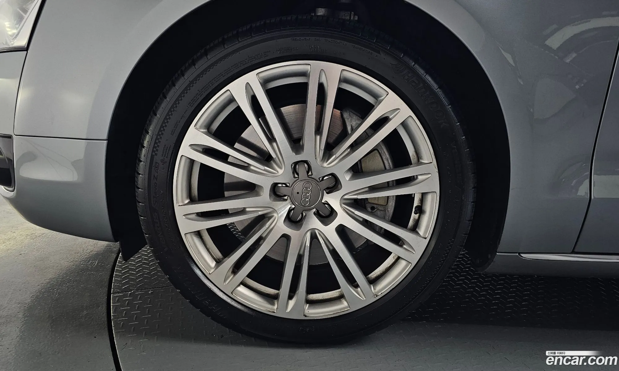 Audi A8 2013 WAUZZZ4H7DN033763 — 10