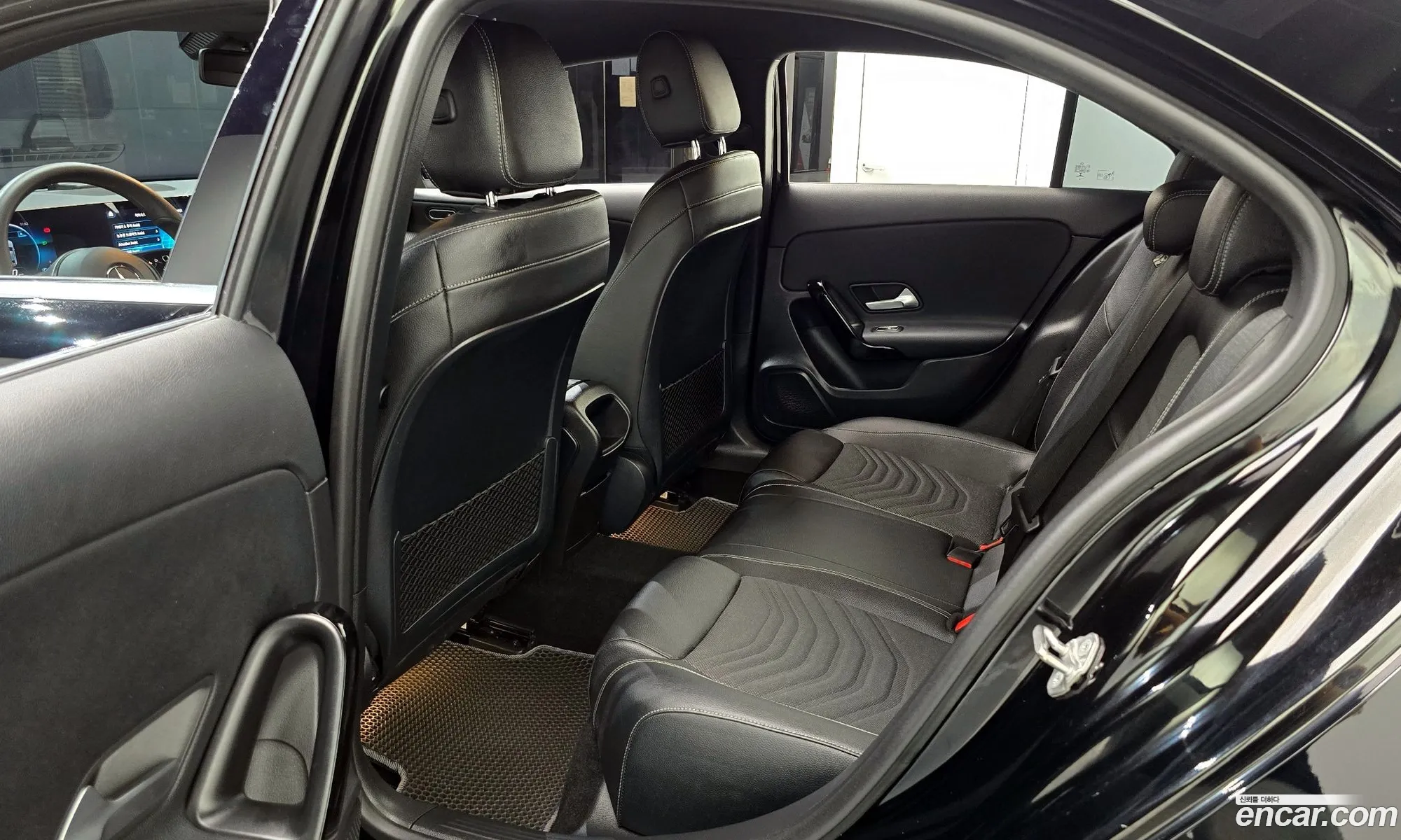 Mercedes-Benz A-Class W177 2020 — 21