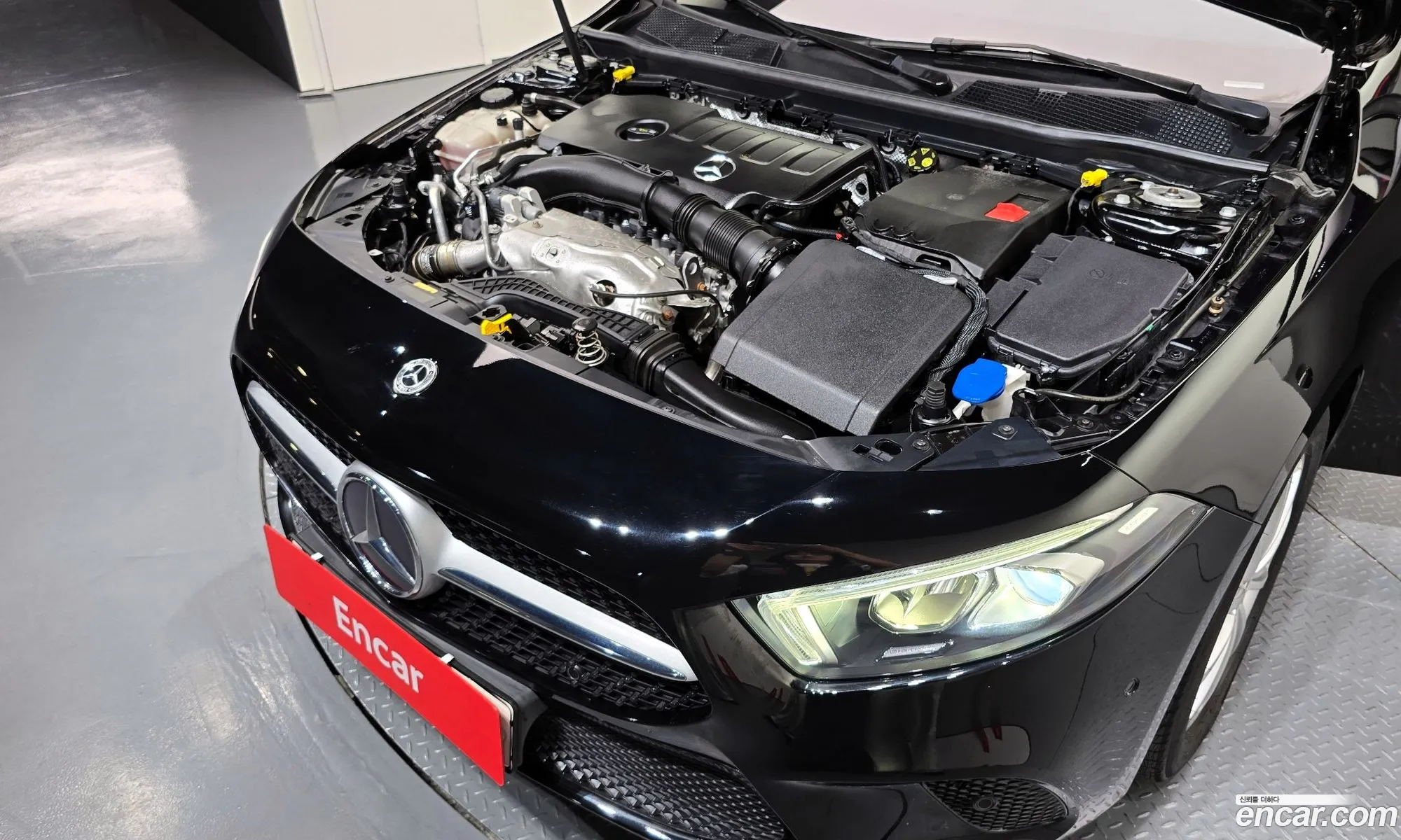Mercedes-Benz A-Class W177 2020 — 24