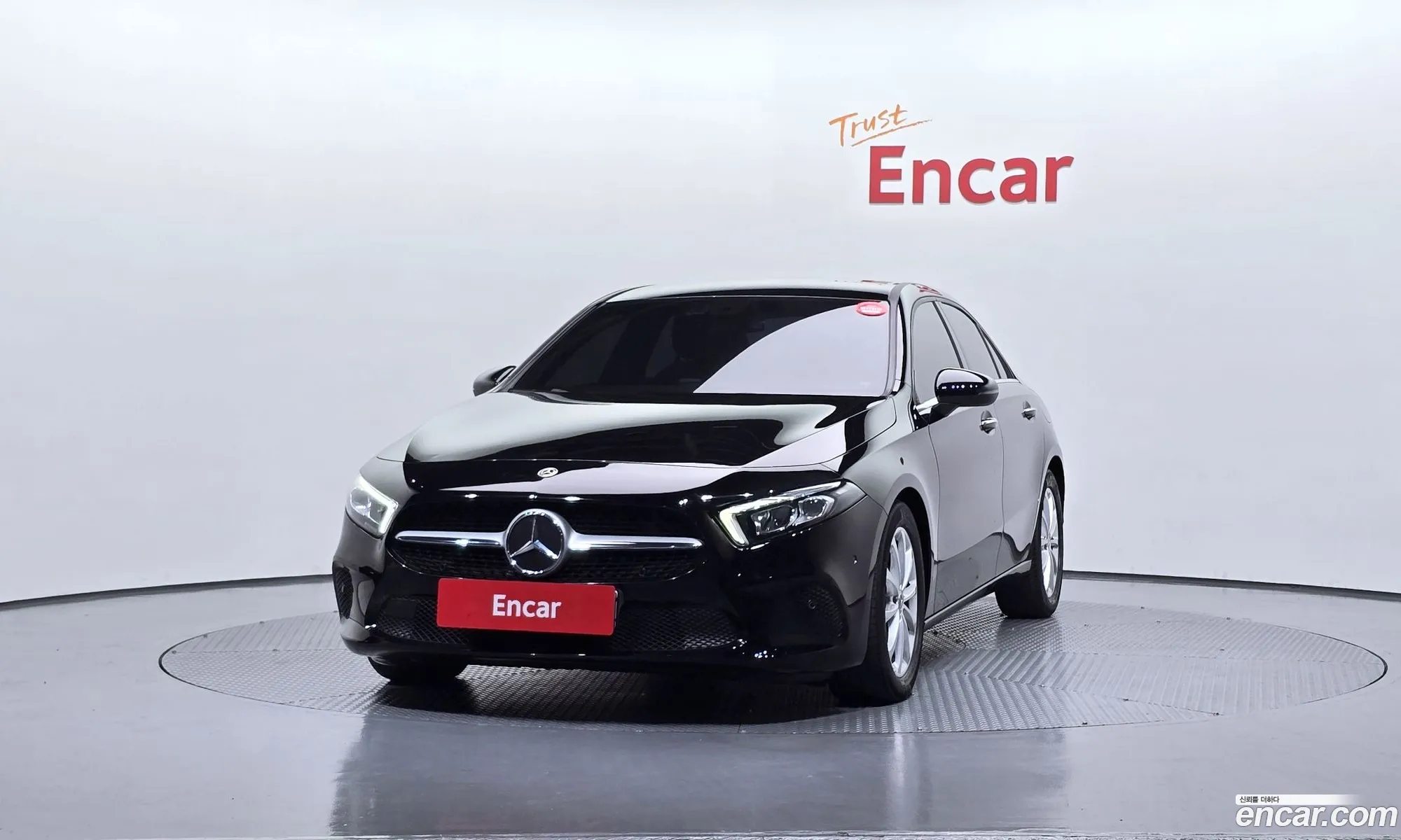 Mercedes-Benz A-Class W177 2020 — 17