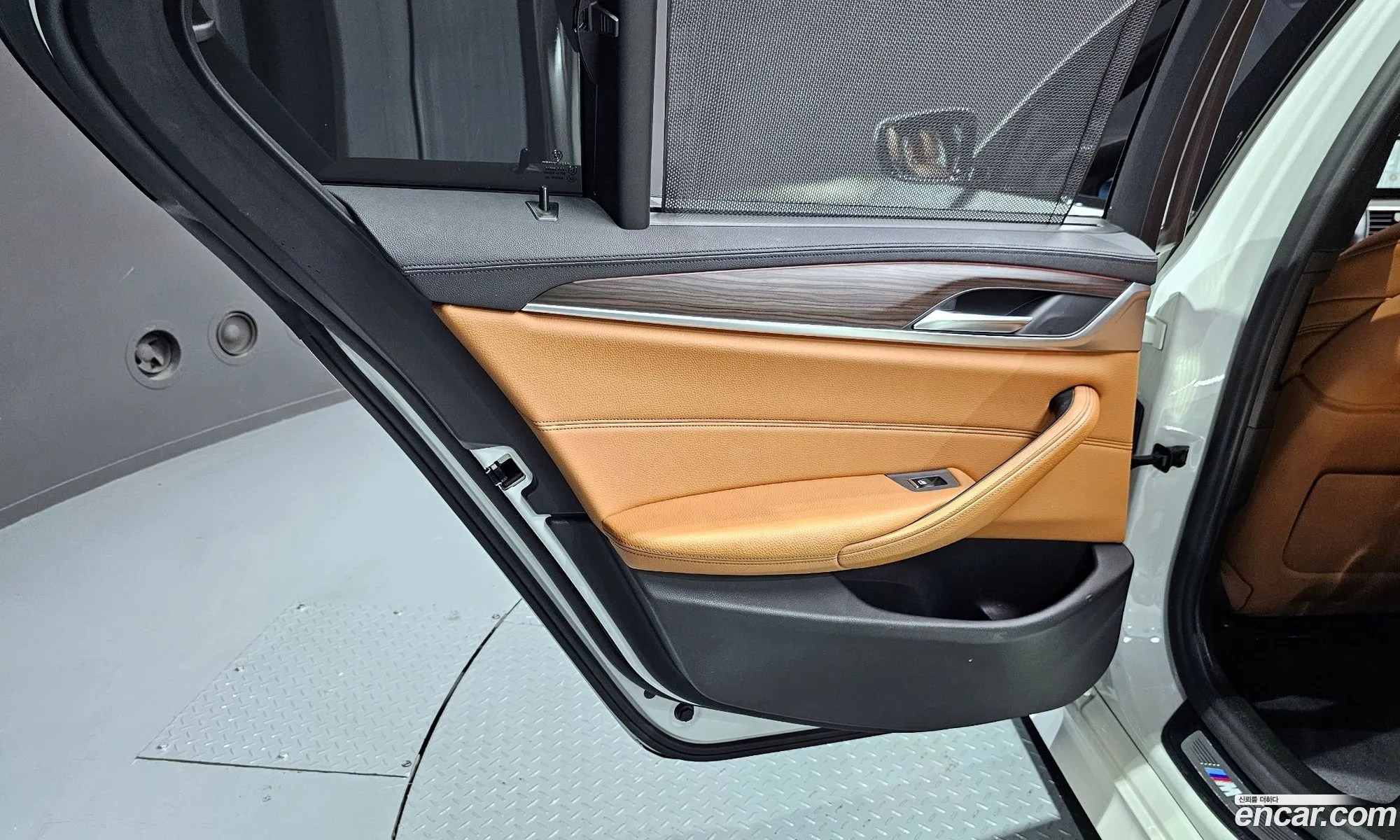 BMW 5 Series 2017 — 10